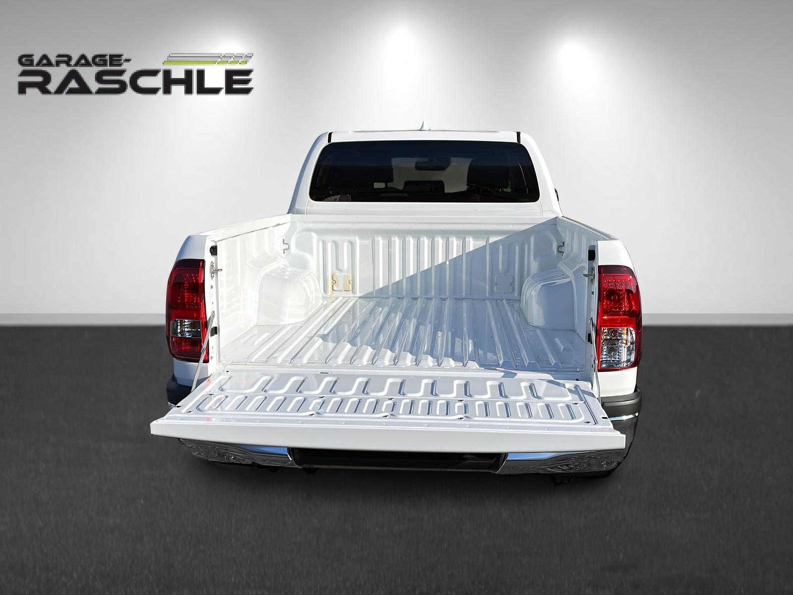 TOYOTA Hilux Double Cab.-Pick-up 2.8 D-4D MHEV 204 Style-showroom-element-3