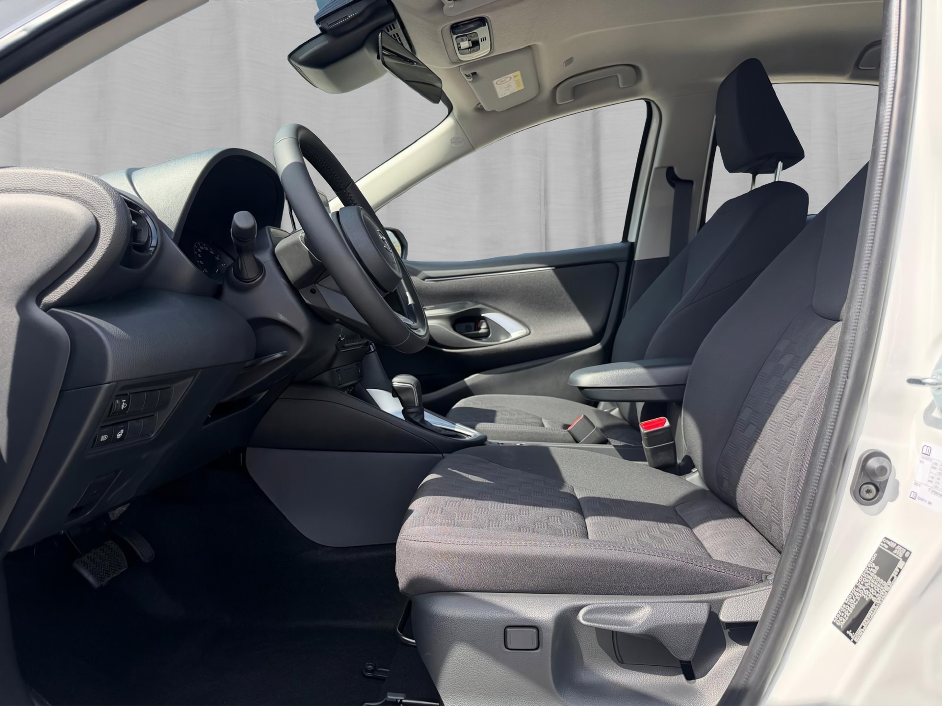 MAZDA 2 Hybrid Exclusive-Line-image-8