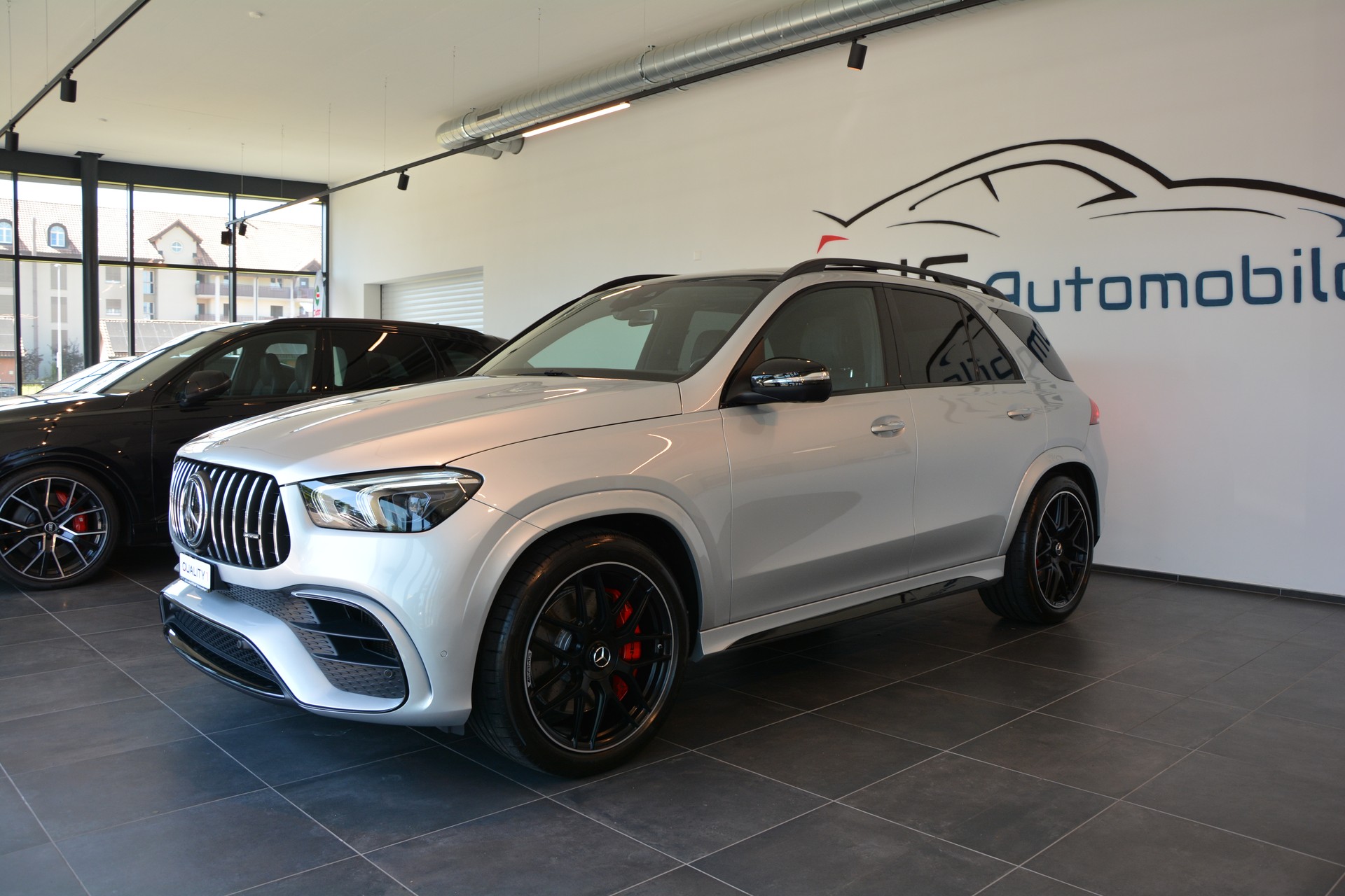 MERCEDES-BENZ GLE 63 S AMG 4Matic+ 9G-Speedshift-showroom-element-1