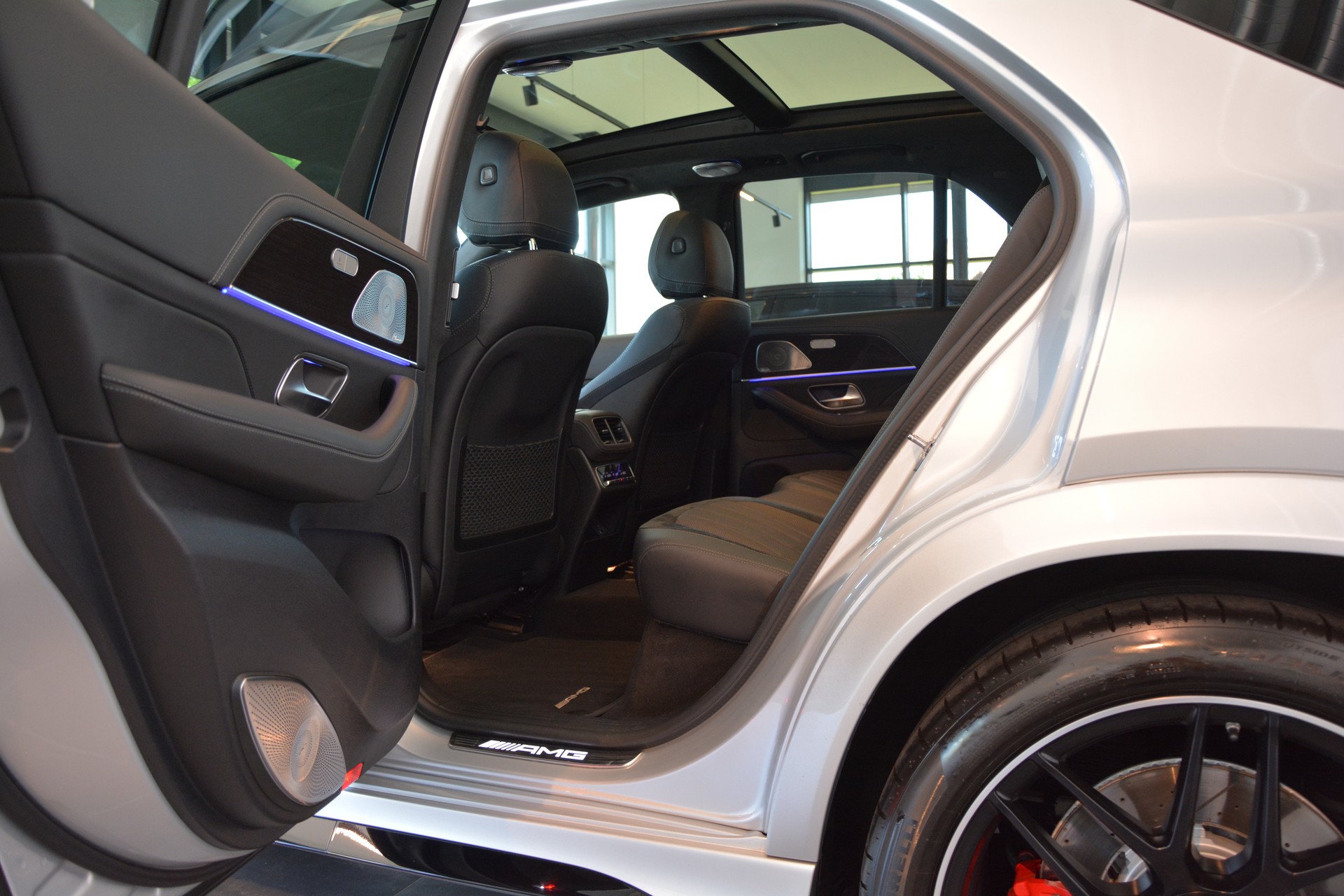 MERCEDES-BENZ GLE 63 S AMG 4Matic+ 9G-Speedshift-image-11