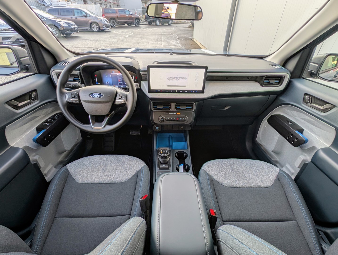 FORD MAVERICK 2.0 XLT AWD-showroom-element-3