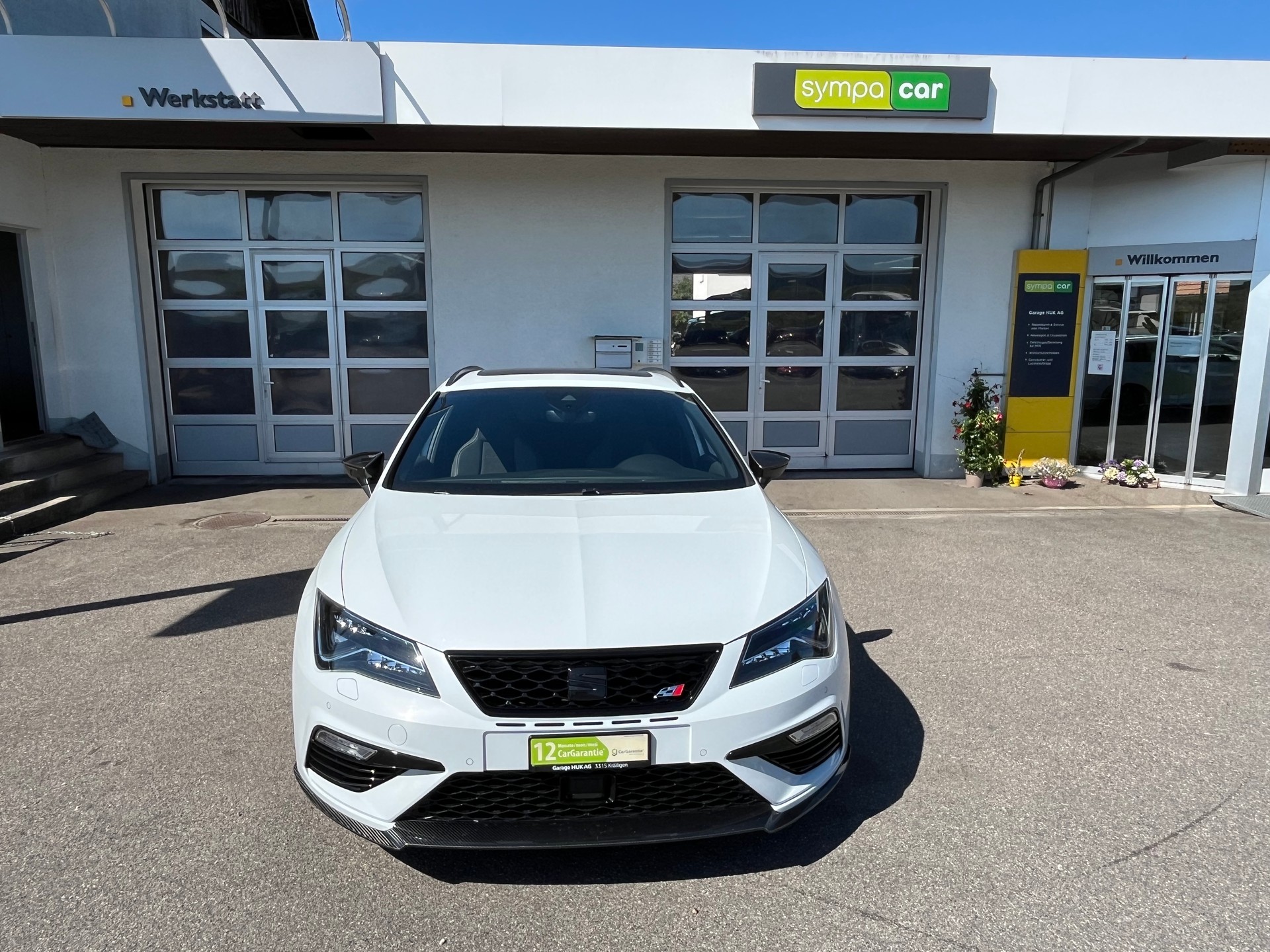SEAT Leon ST 2.0 TSI Cupra 370 4 Drive DSG+++CARBON+++FRISCH MFK+++TOP AUSTATTUNG+++-image-4
