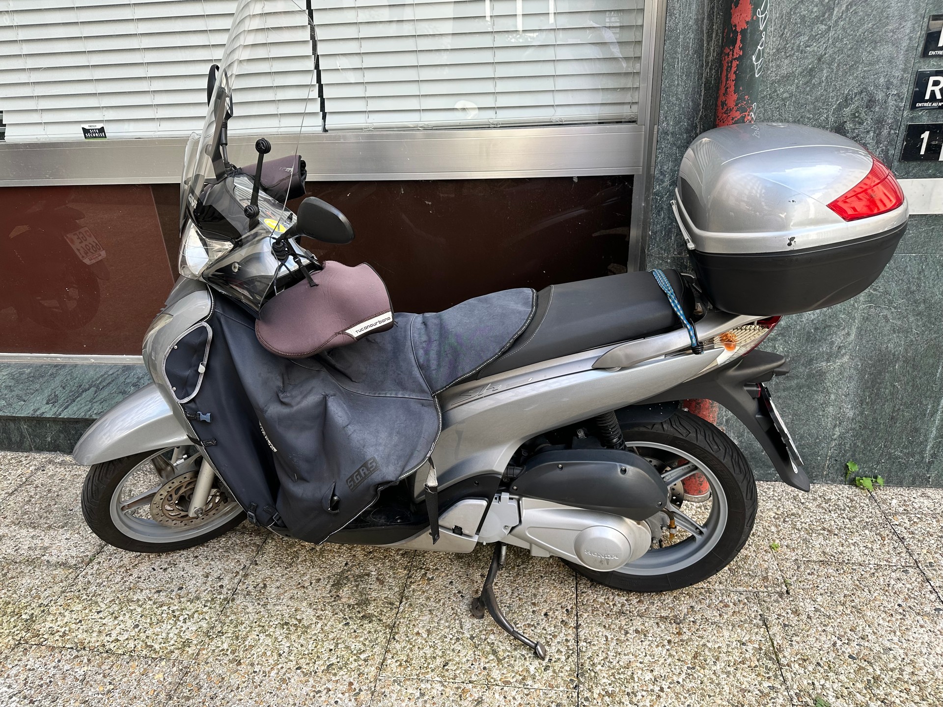 HONDA SH 125 i Discbrake-image-1