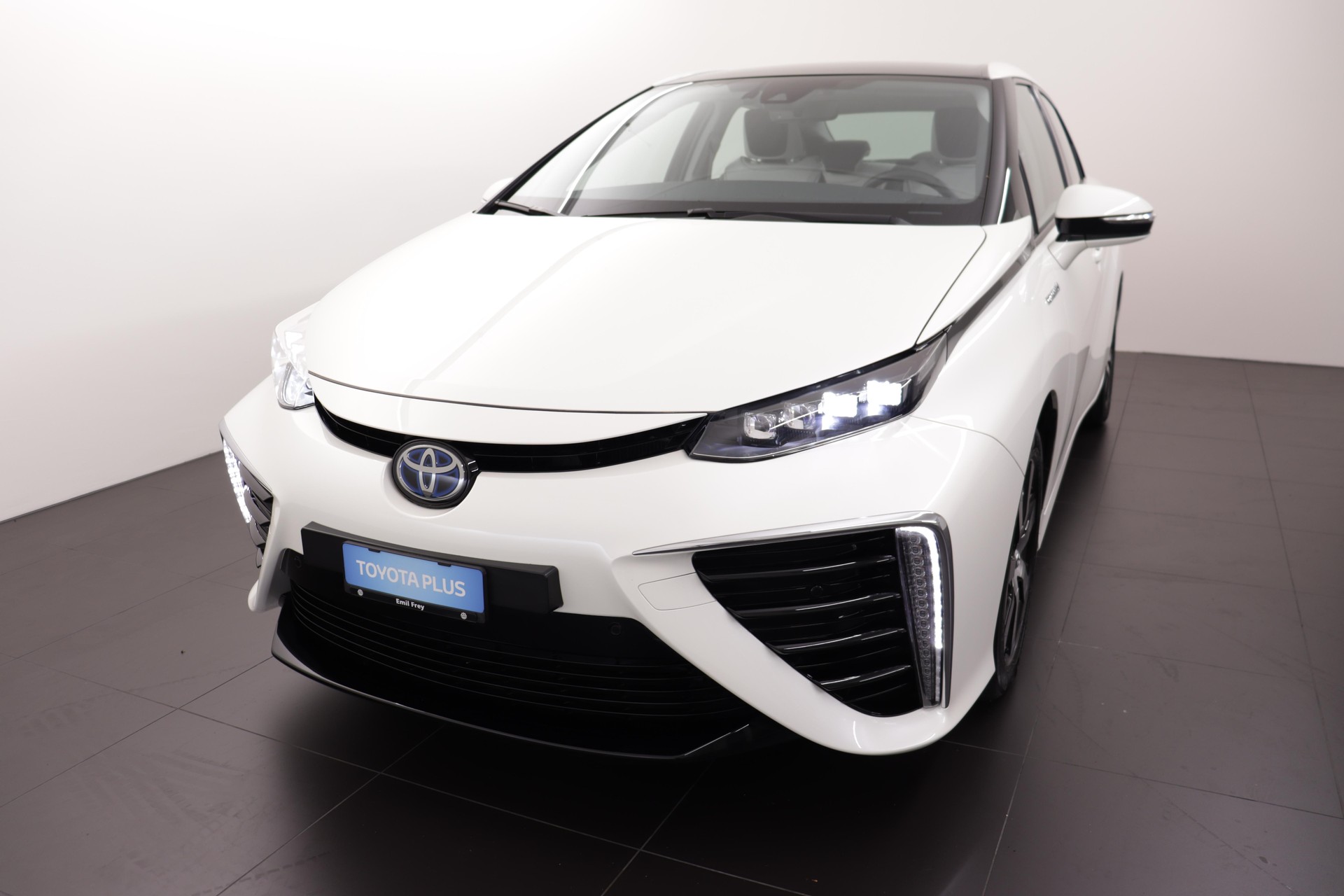 TOYOTA Mirai Fuel Cell Premium