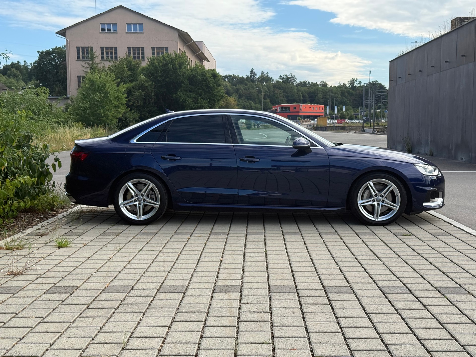 AUDI A4 Limousine 45 TFSI advanced quattro S-tronic quattro-showroom-element-3