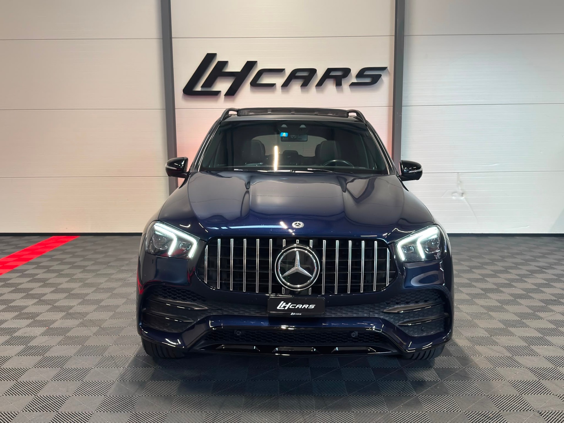 MERCEDES-BENZ GLE 350 d AMG Line 4matic-image-6