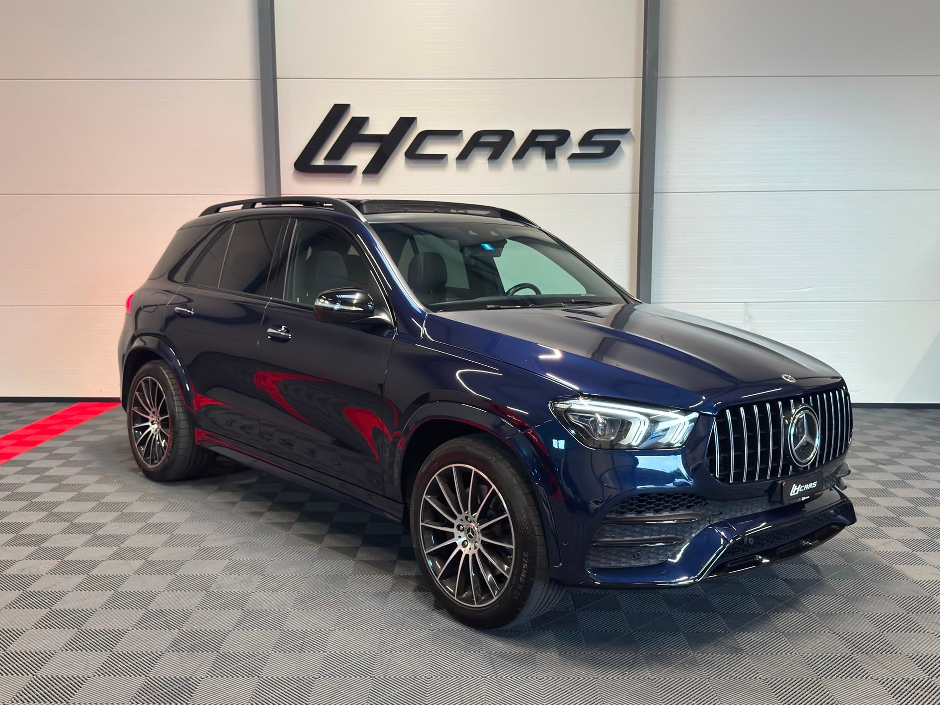 MERCEDES-BENZ GLE 350 d AMG Line 4matic-image-5
