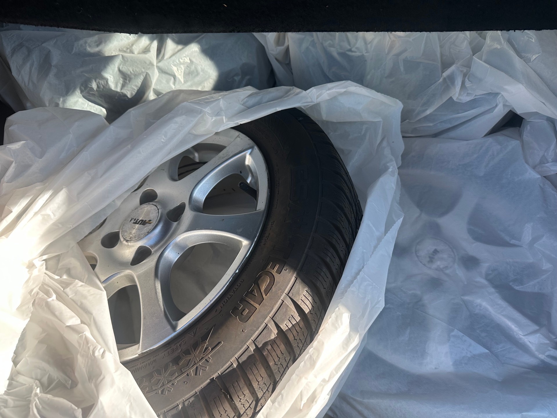 FORD Fiesta 1.6 16V Titanium-image-6