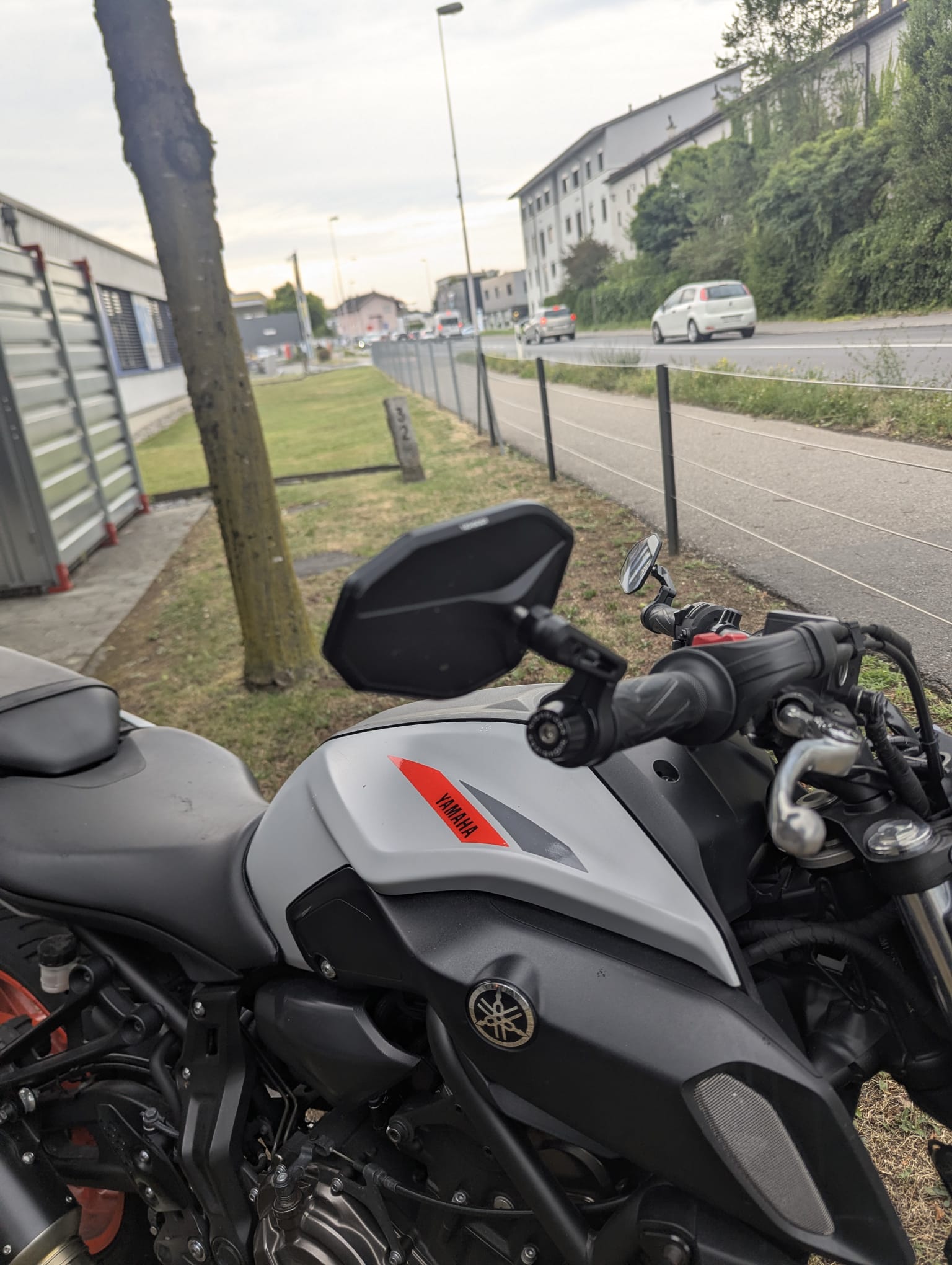 YAMAHA MT-07 ABS-image-3