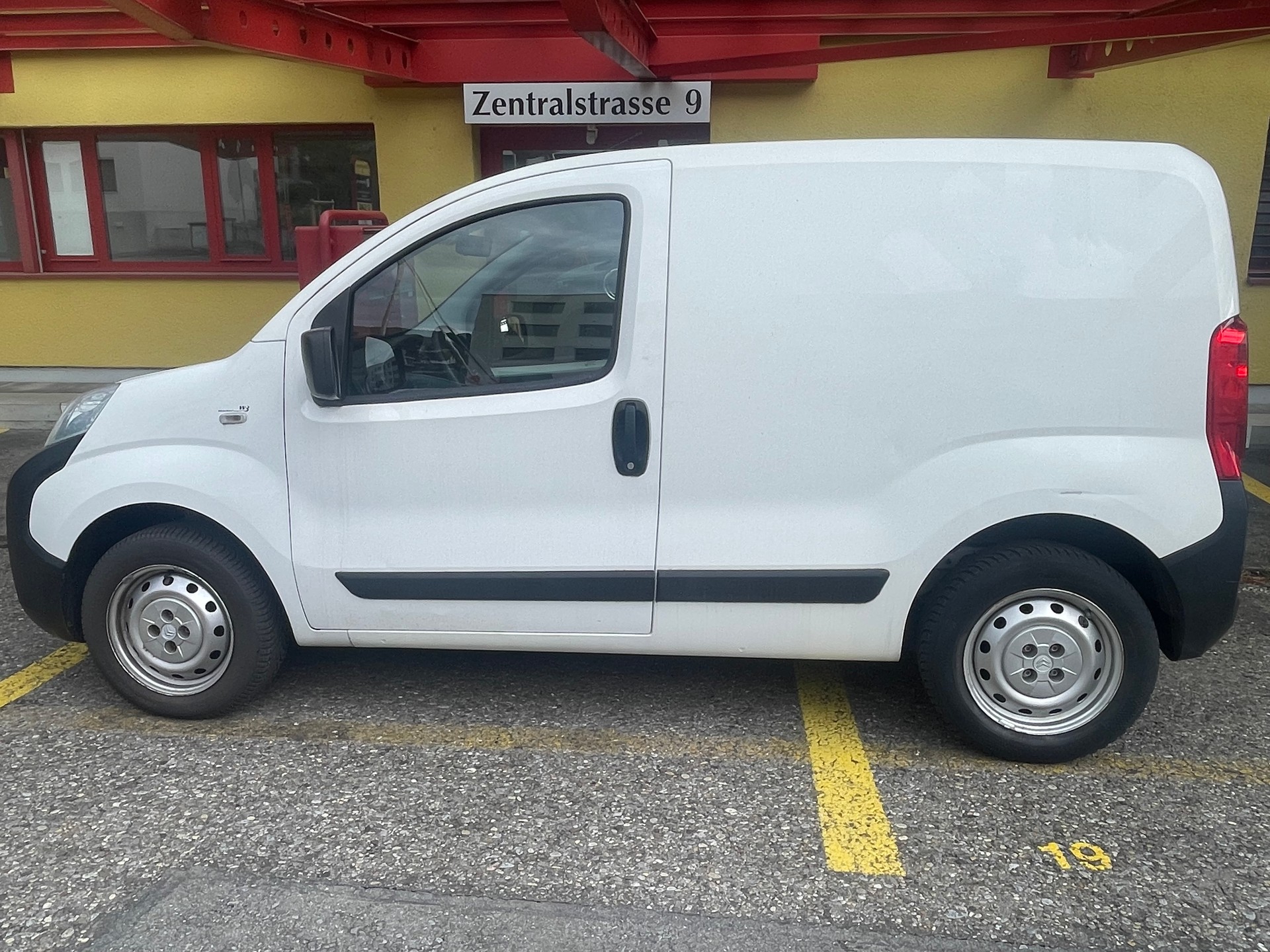CITROEN Nemo 1.3 BlueHDi-image-2