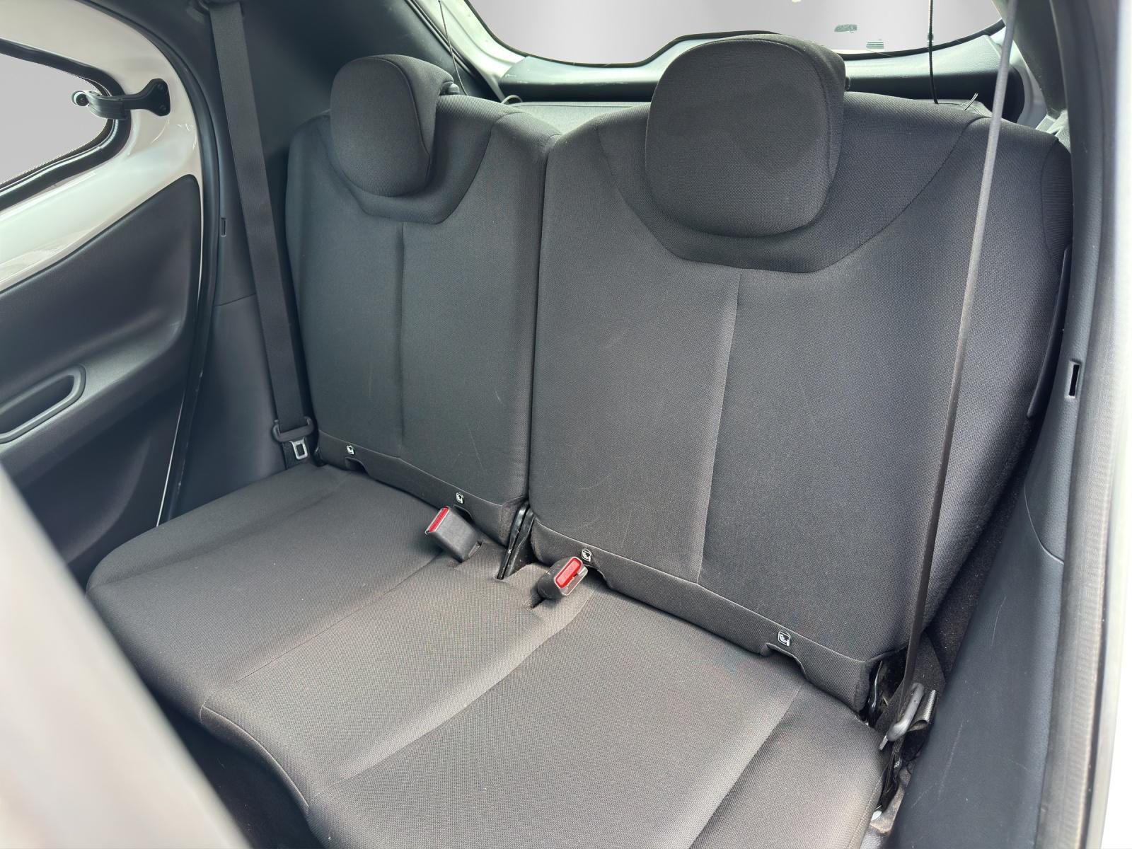 TOYOTA Aygo X 1.0 VVT-i Comfort-image-11