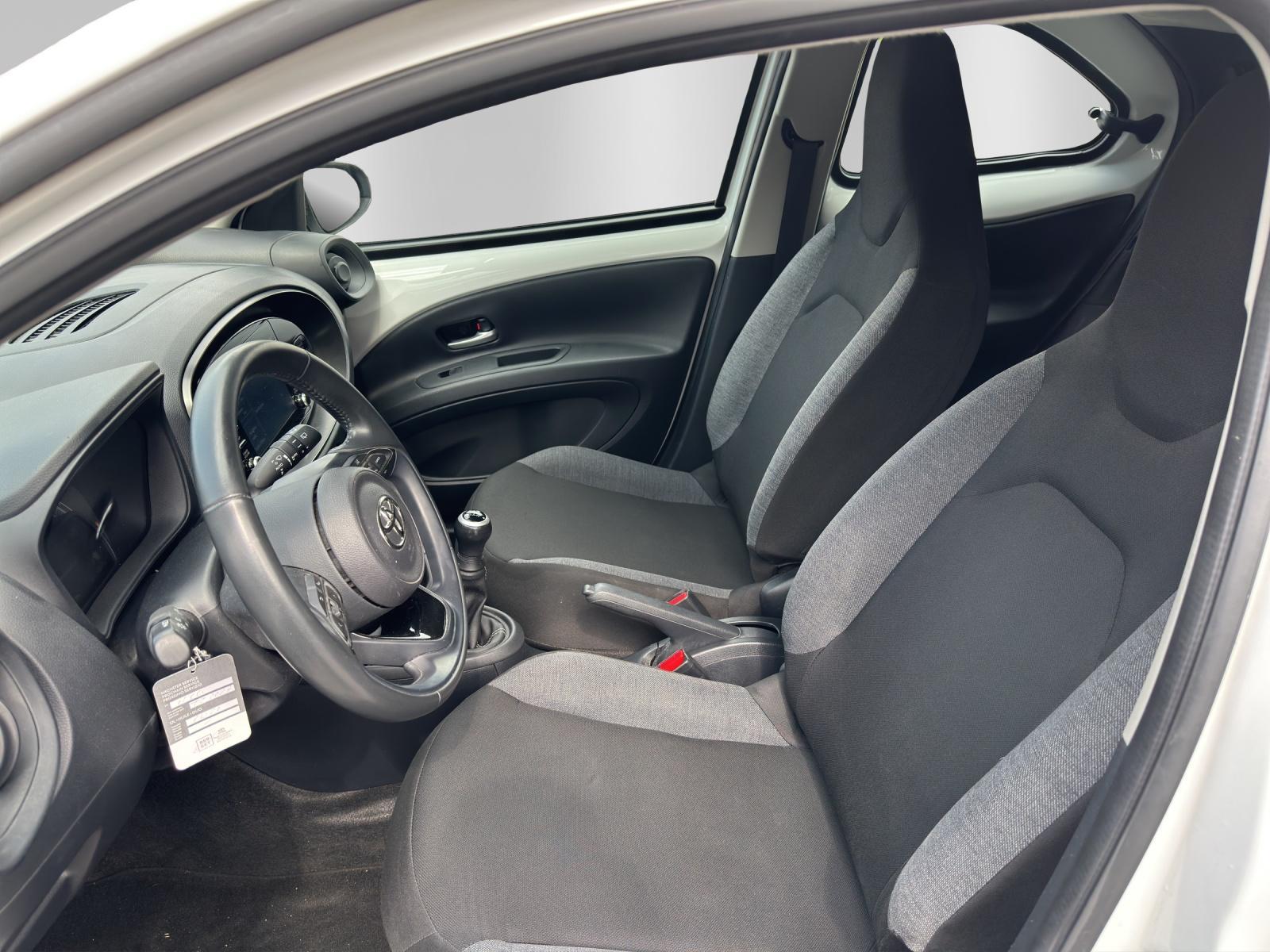 TOYOTA Aygo X 1.0 VVT-i Comfort-image-9