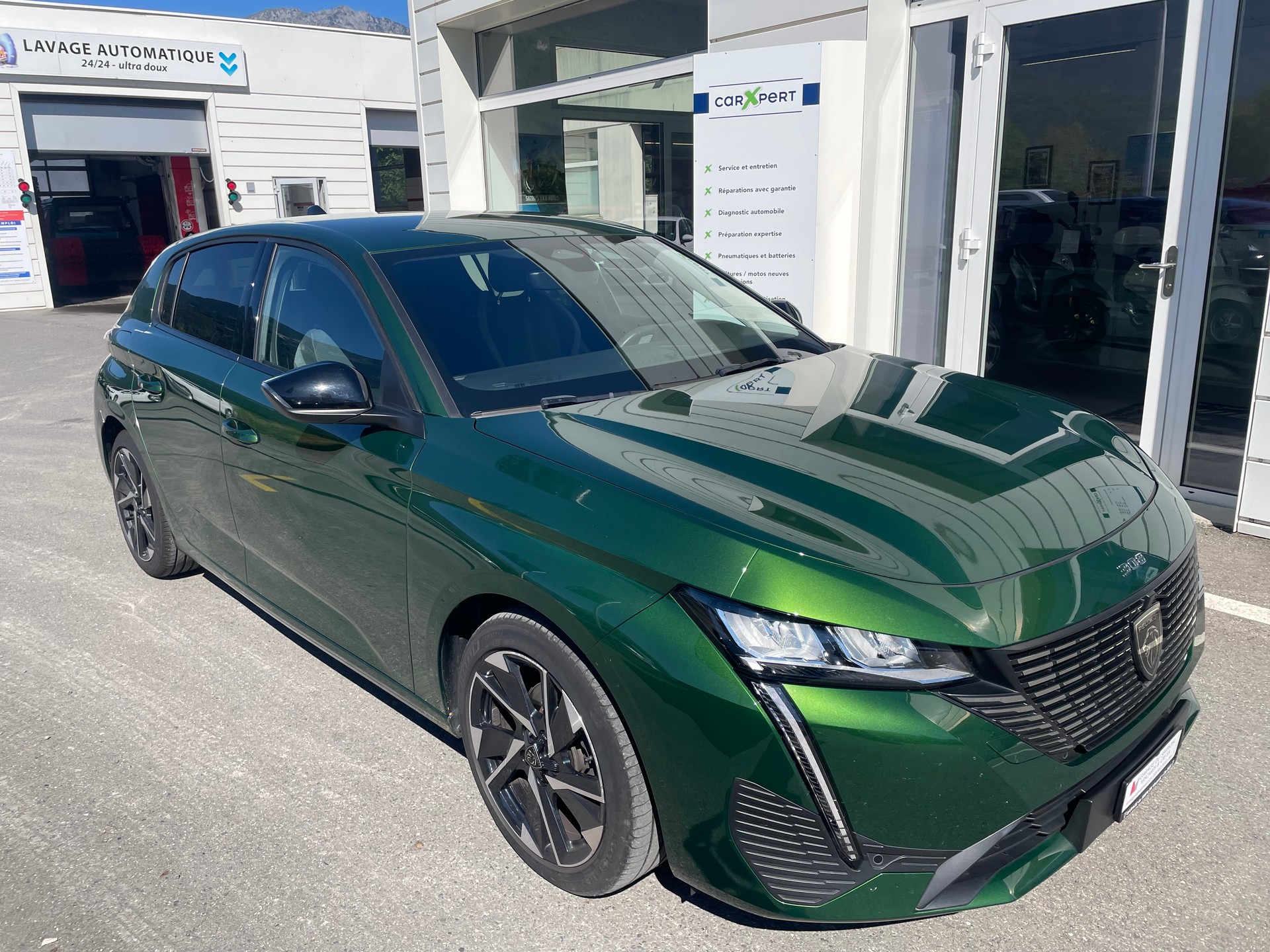 PEUGEOT 308 1.2 Pure Tech Allure Pack EAT8