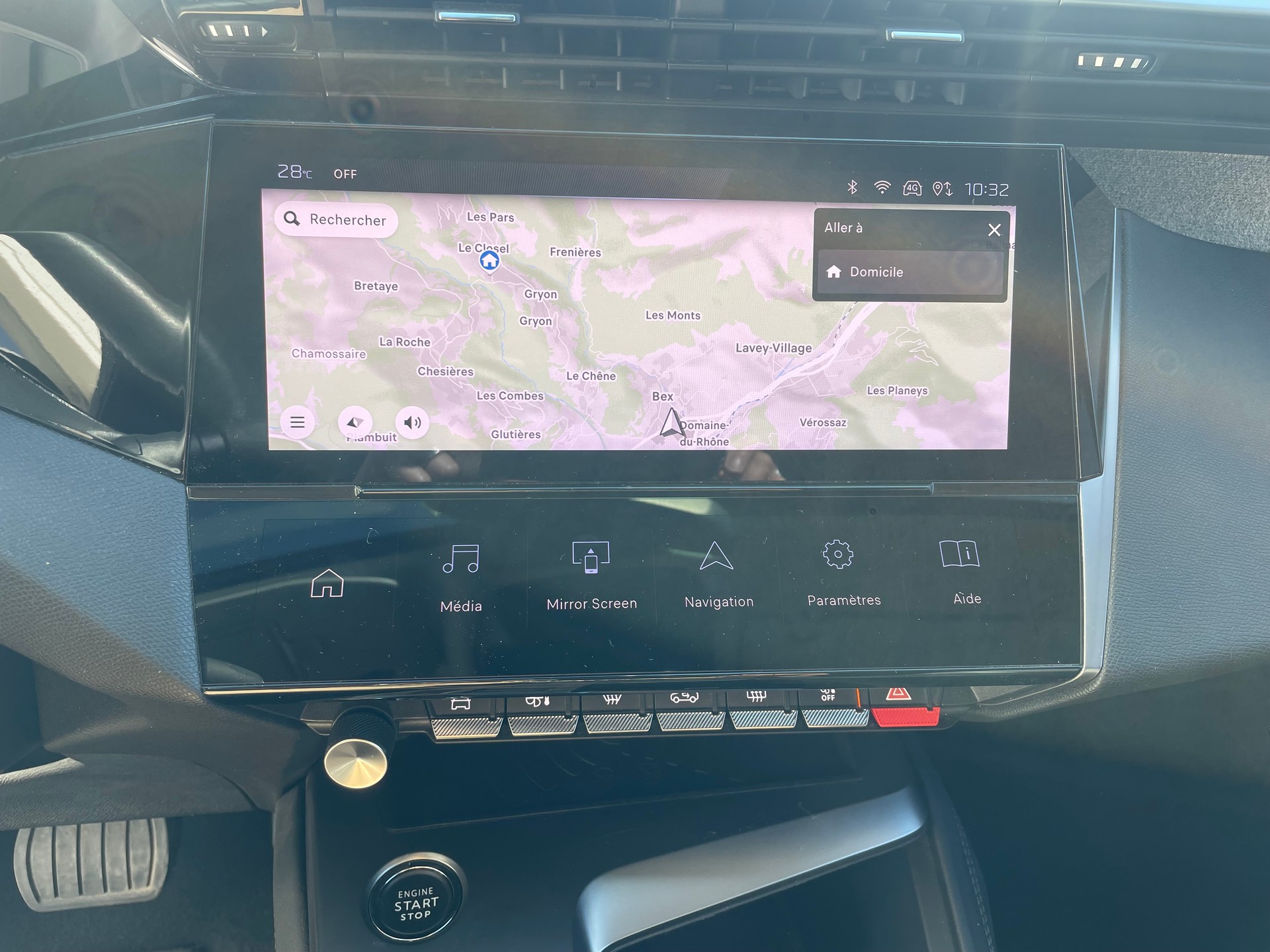 PEUGEOT 308 1.2 Pure Tech Allure Pack EAT8-image-9