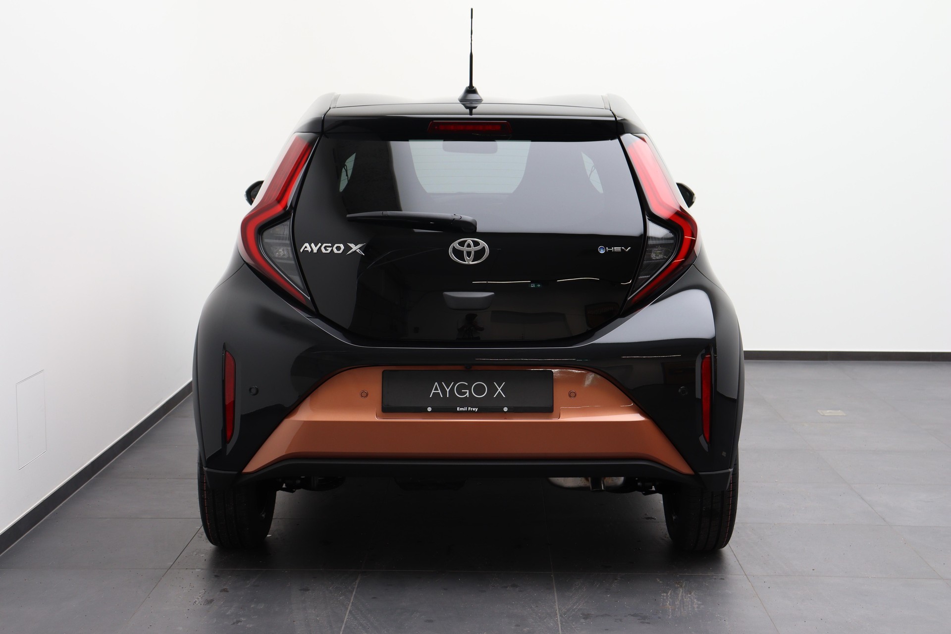 TOYOTA Aygo X 1.5 VVT-i HSD Trend-image-4