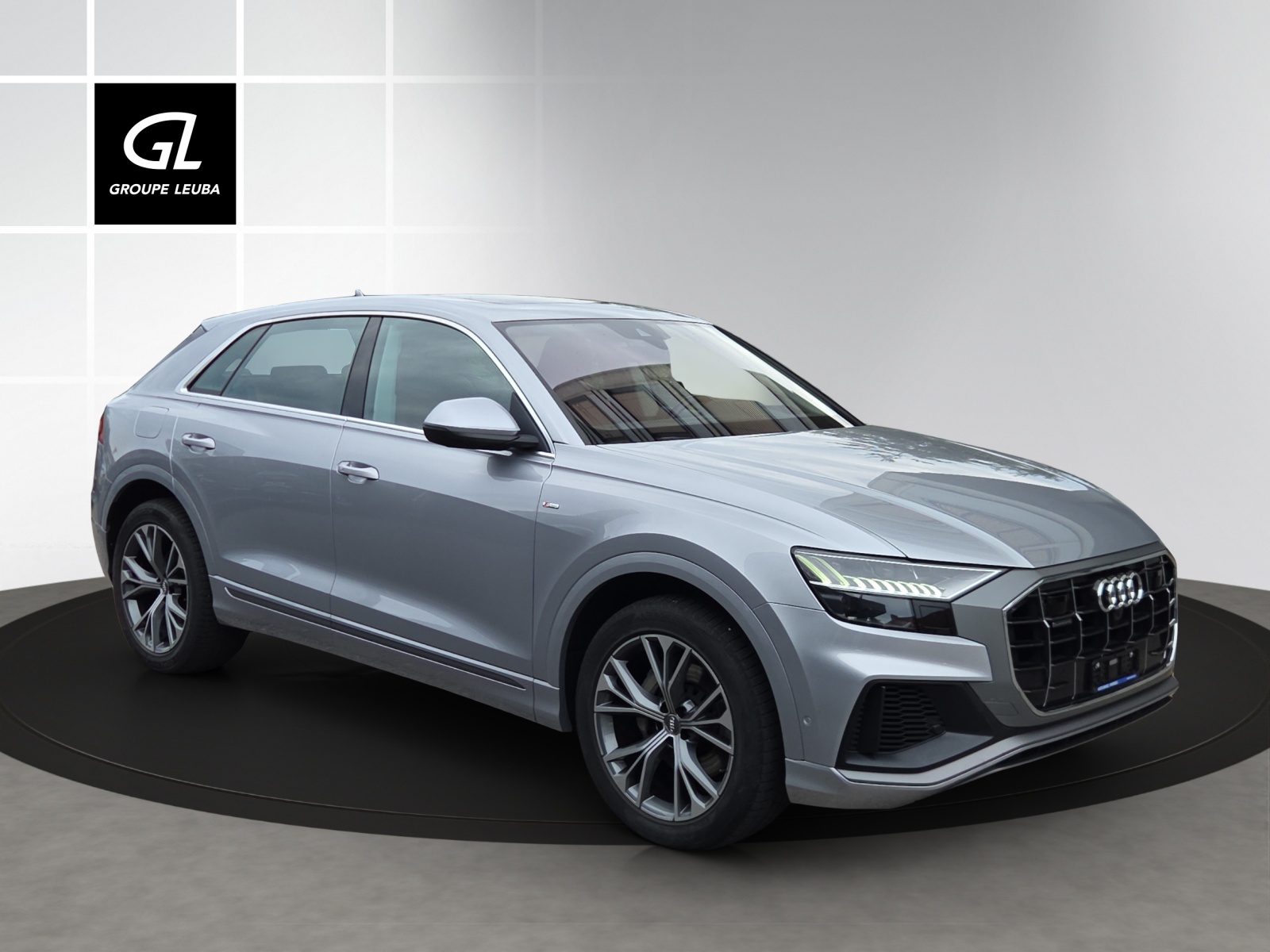 AUDI Q8 55 TFSI quattro tiptronic