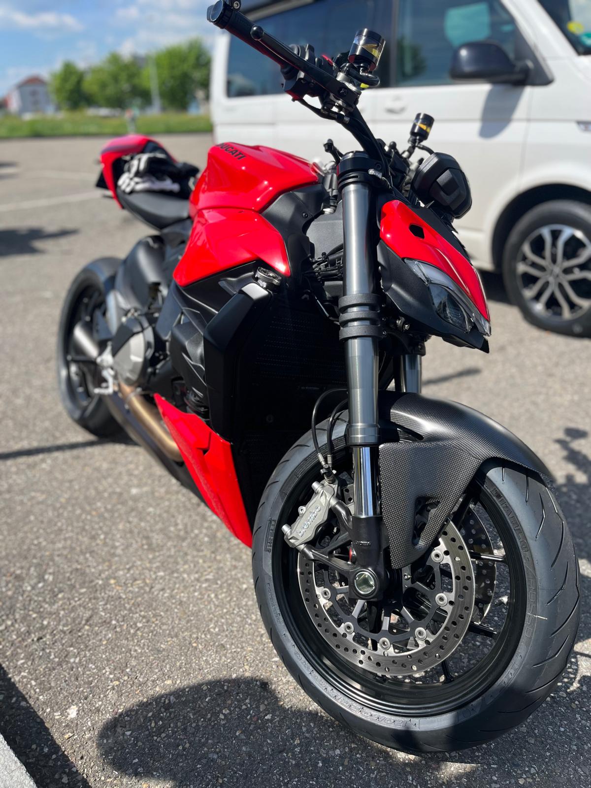 DUCATI Streetfighter V2-image-9