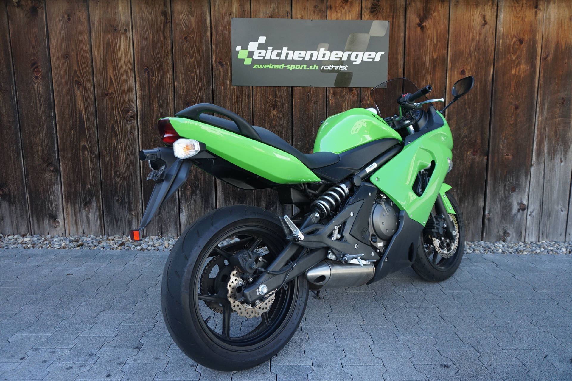 KAWASAKI ER-6 f ABS ab Platz-showroom-element-3