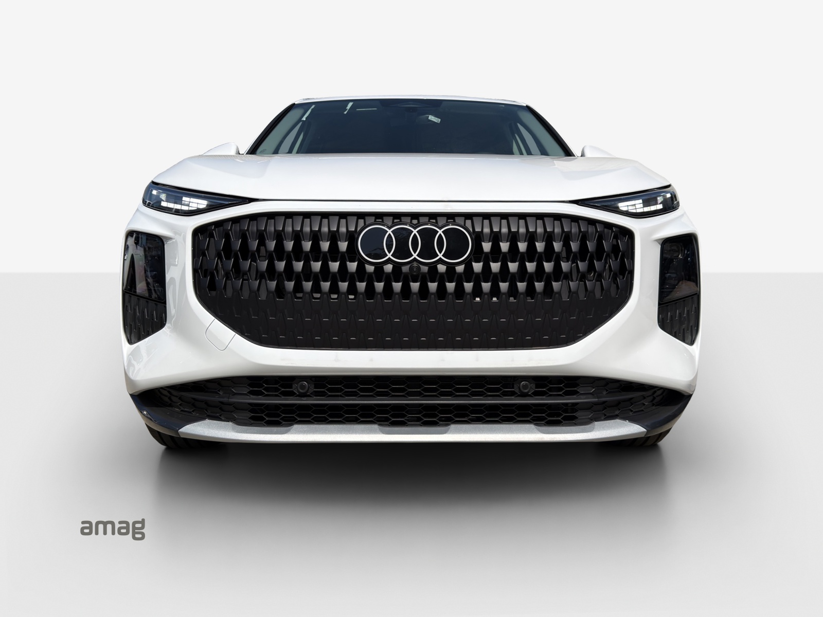 AUDI Q3 SUV 110 kW TFSI S tronic-image-6