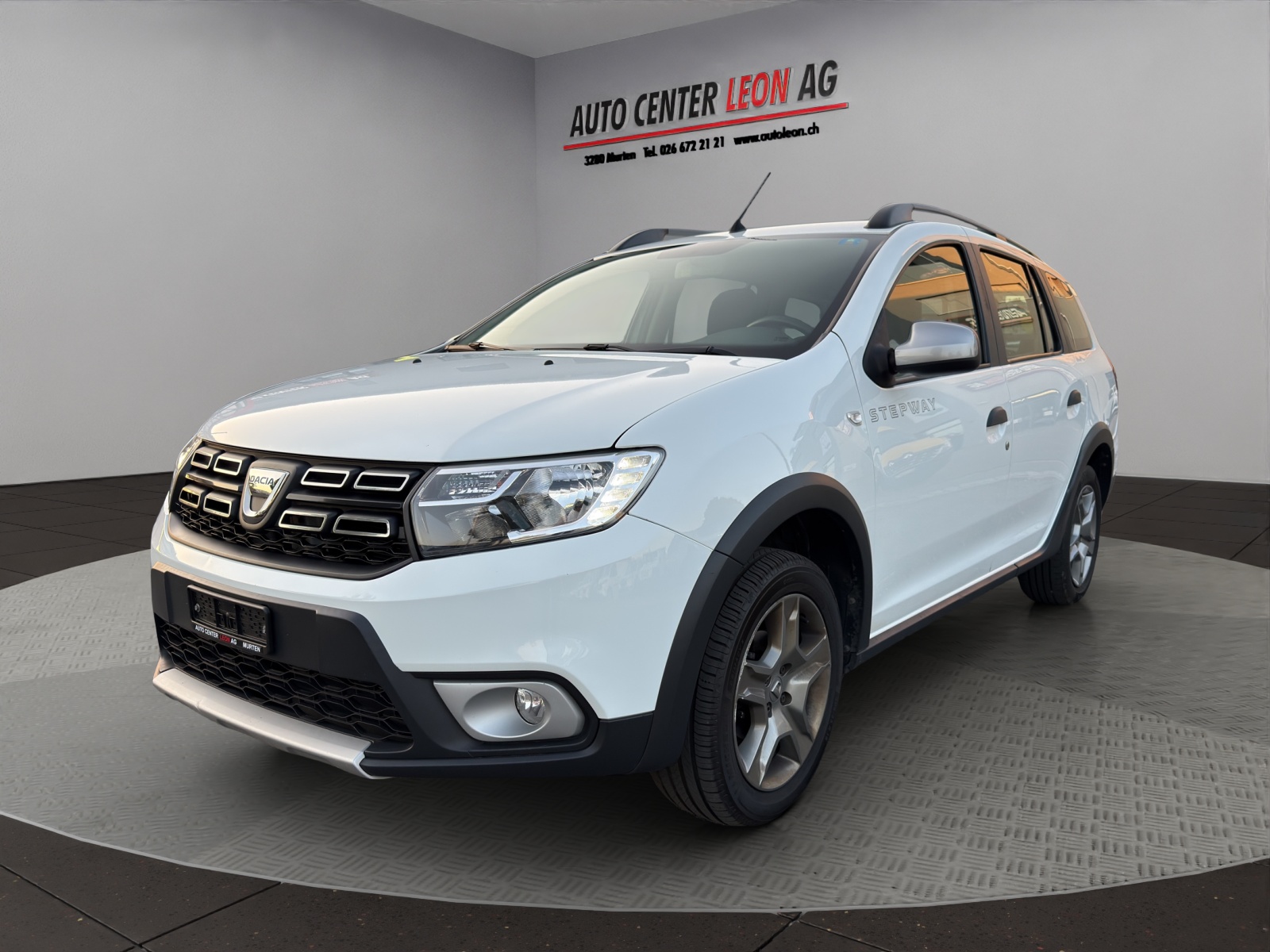 DACIA Logan MCV 0.9 Stepway-showroom-element-1