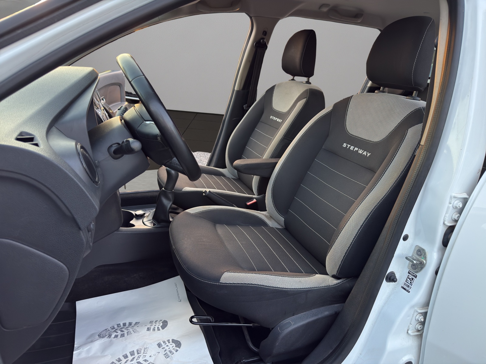 DACIA Logan MCV 0.9 Stepway-image-8