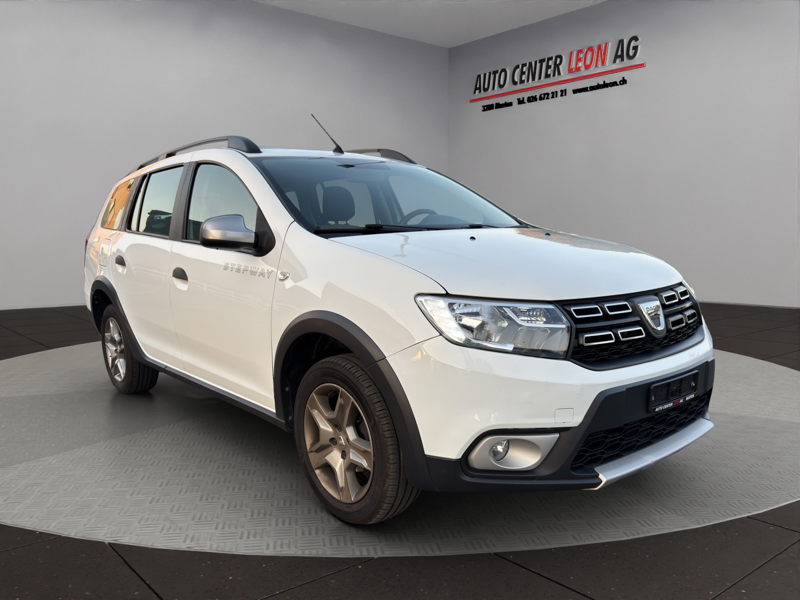 DACIA Logan MCV 0.9 Stepway-image-7