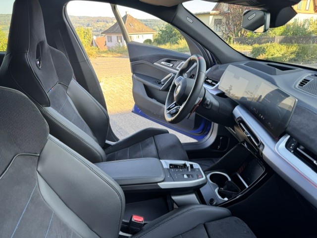 BMW M35i M Sport Pro-image-4