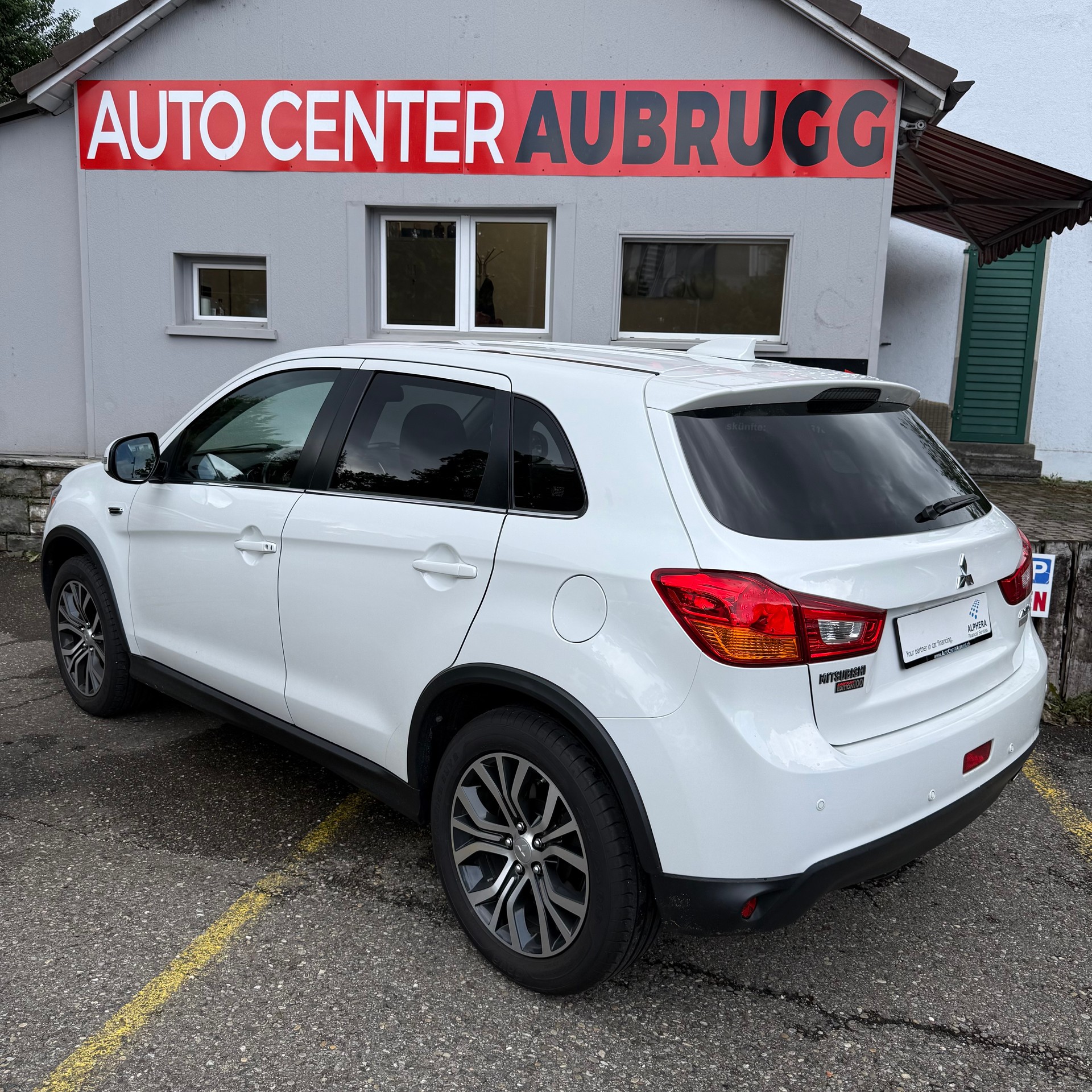 MITSUBISHI ASX 2.2 DID Style 4WD Automatic-showroom-element-1