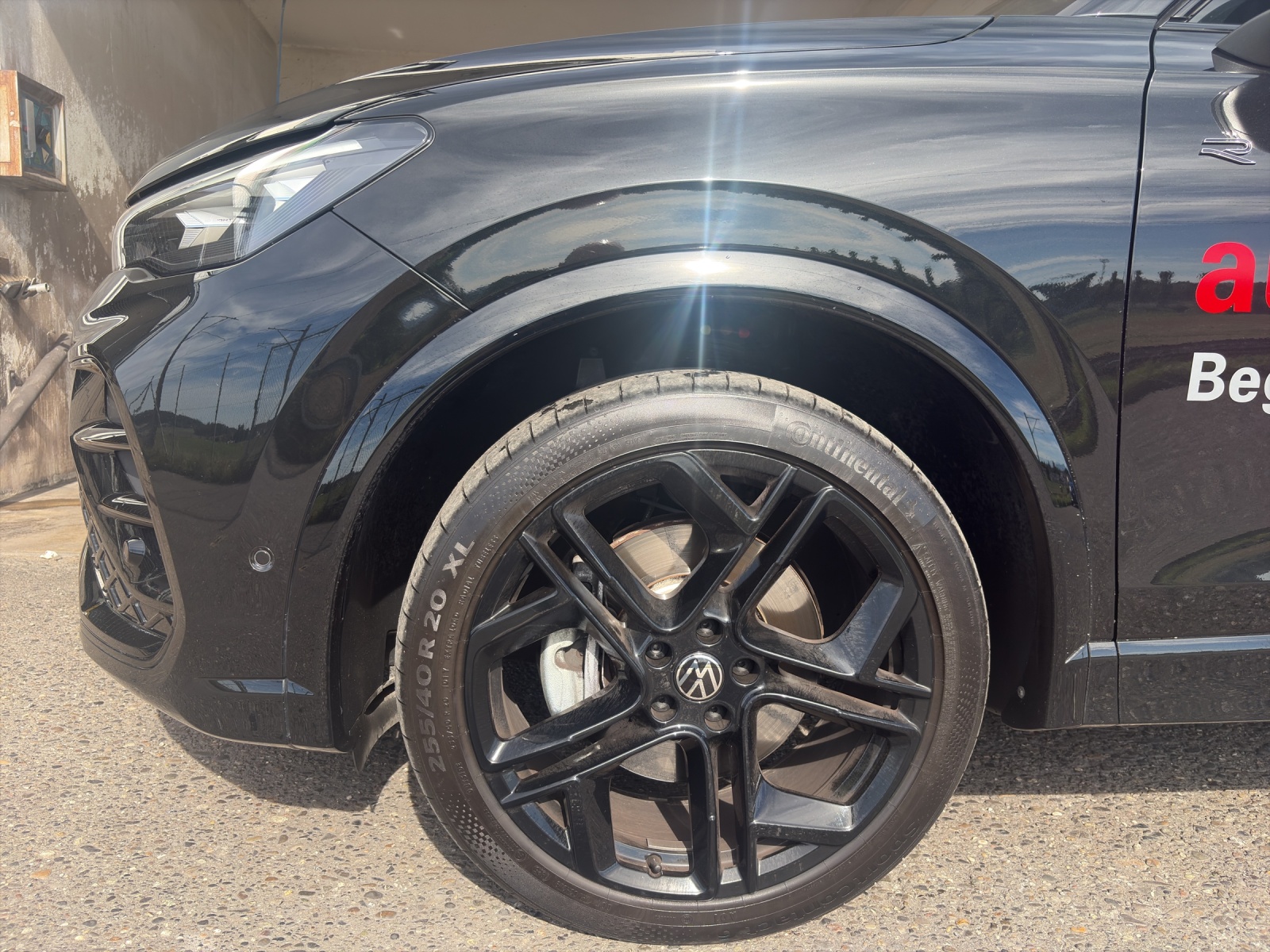 VW Tiguan 2.0 TSI R-Line DSG 4motion-image-13