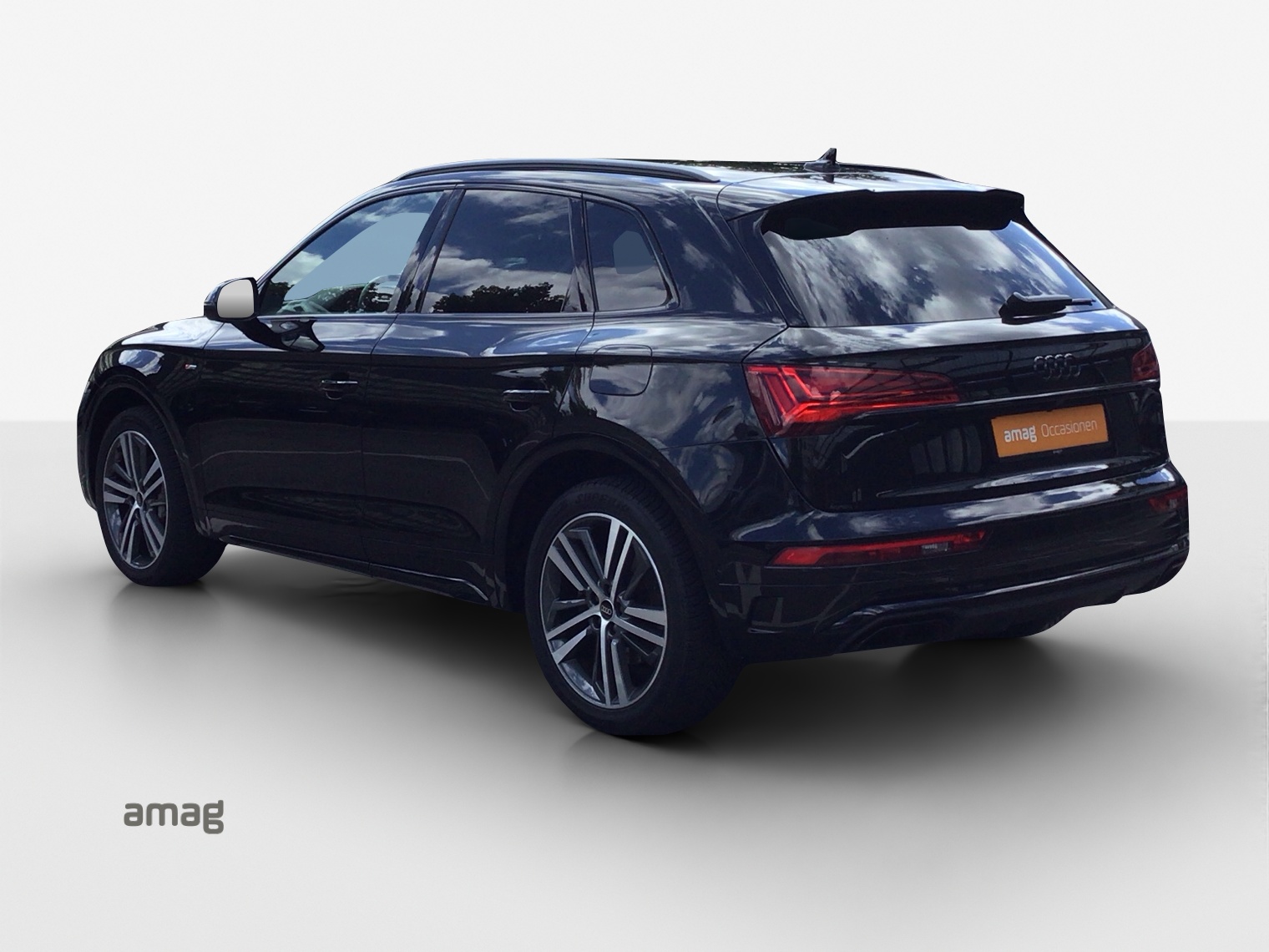 AUDI Q5 55 TFSI e PHEV S line quattro S-tronic-showroom-element-2