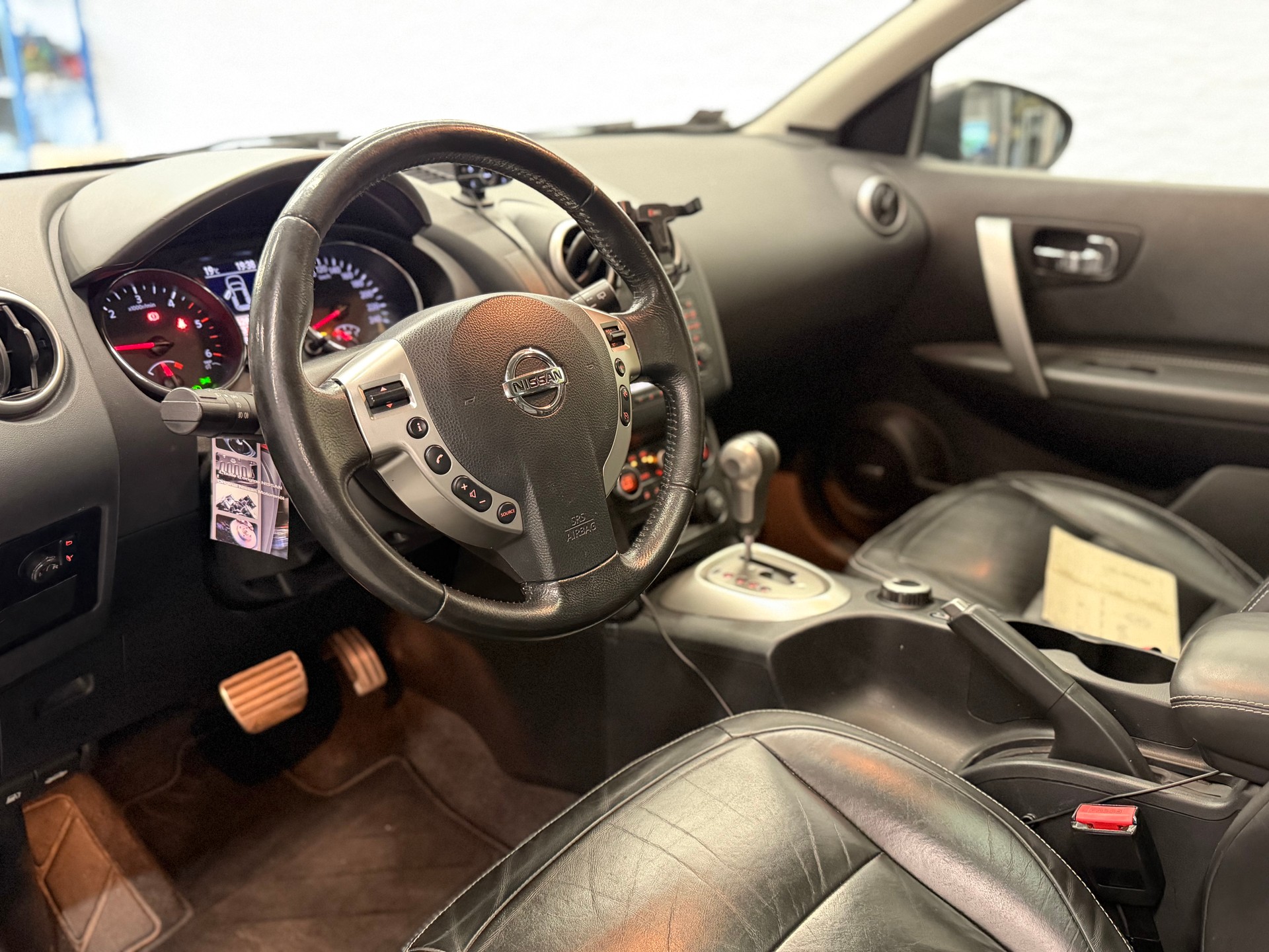 NISSAN Qashqai 2.0 dCi 4WD acenta-image-20
