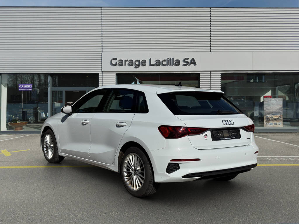 AUDI A3 Sportback 2.0 40 TFSI Advanced quattro S-Tronic-image-4