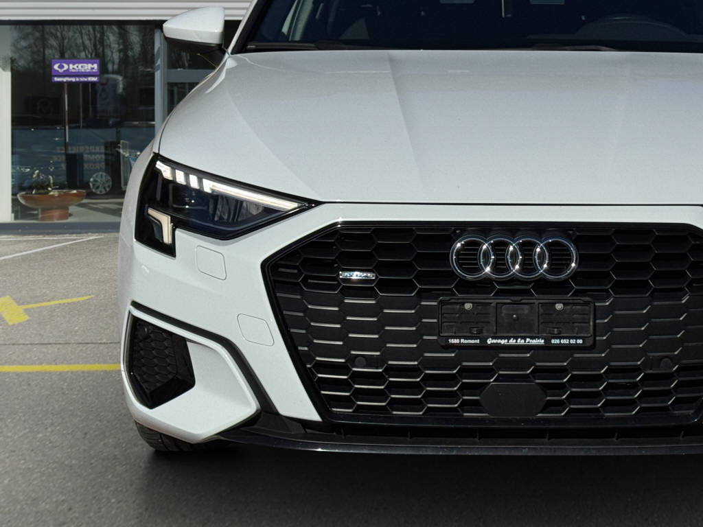 AUDI A3 Sportback 2.0 40 TFSI Advanced quattro S-Tronic-image-17