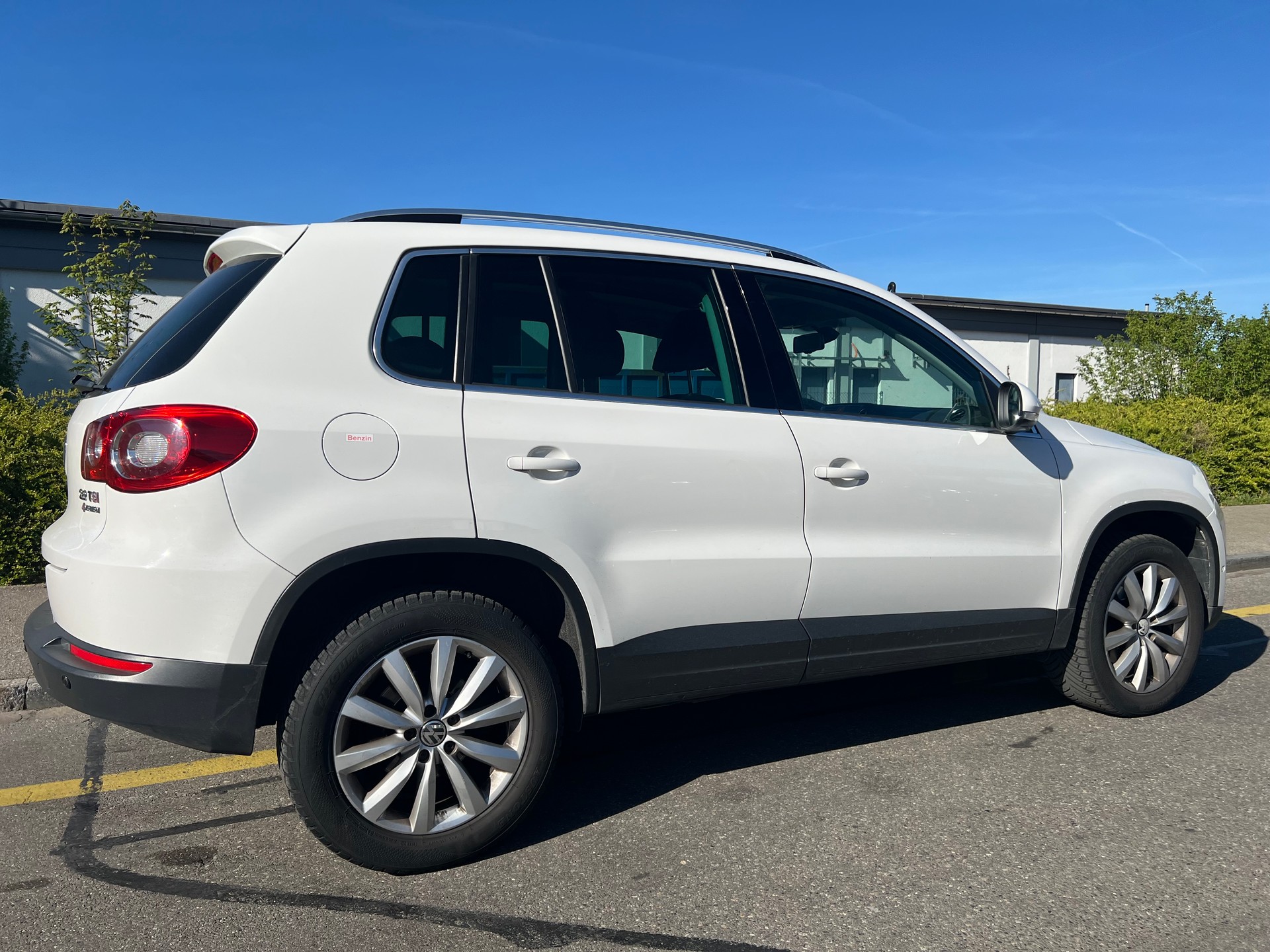 VW Tiguan 2.0 TSI Sport&Style DSG-image-5