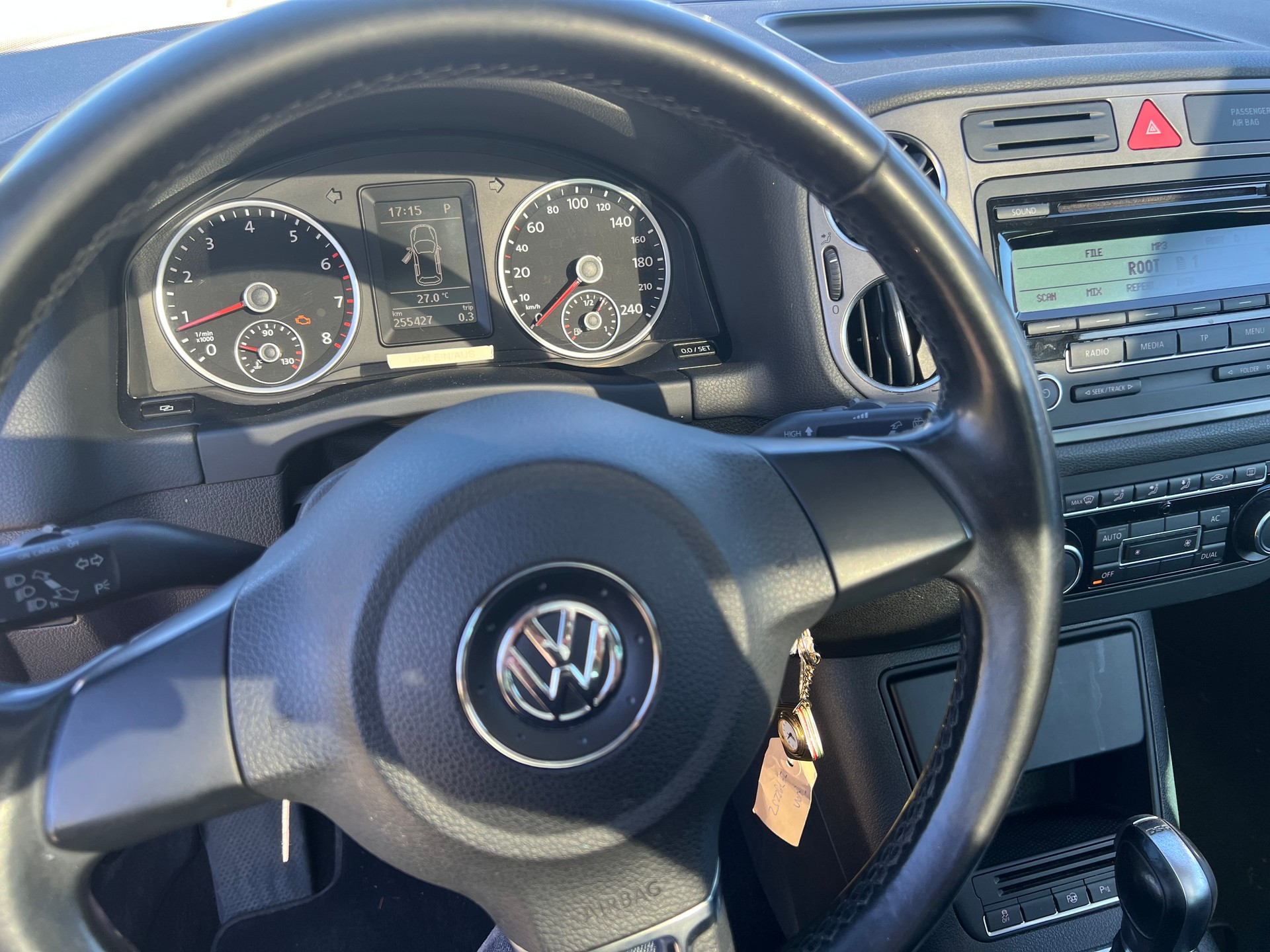 VW Tiguan 2.0 TSI Sport&Style DSG-image-6