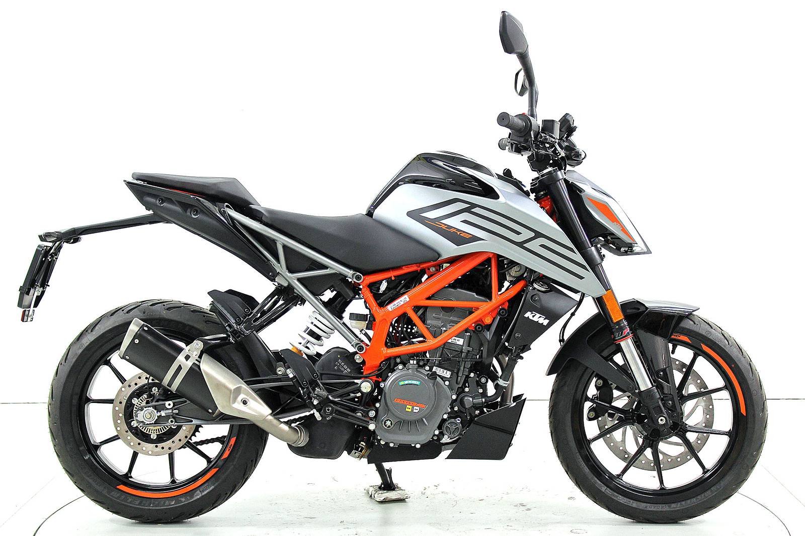 KTM 125 Duke ABS-image-3