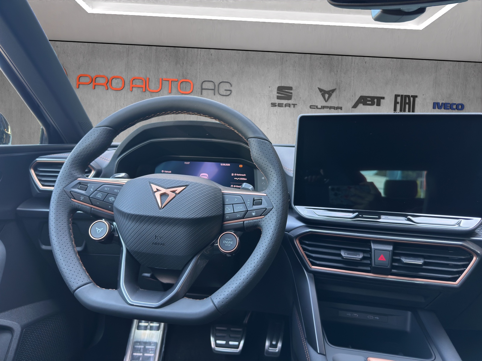 CUPRA LEON 2.0 TSI VZ DSG-image-9
