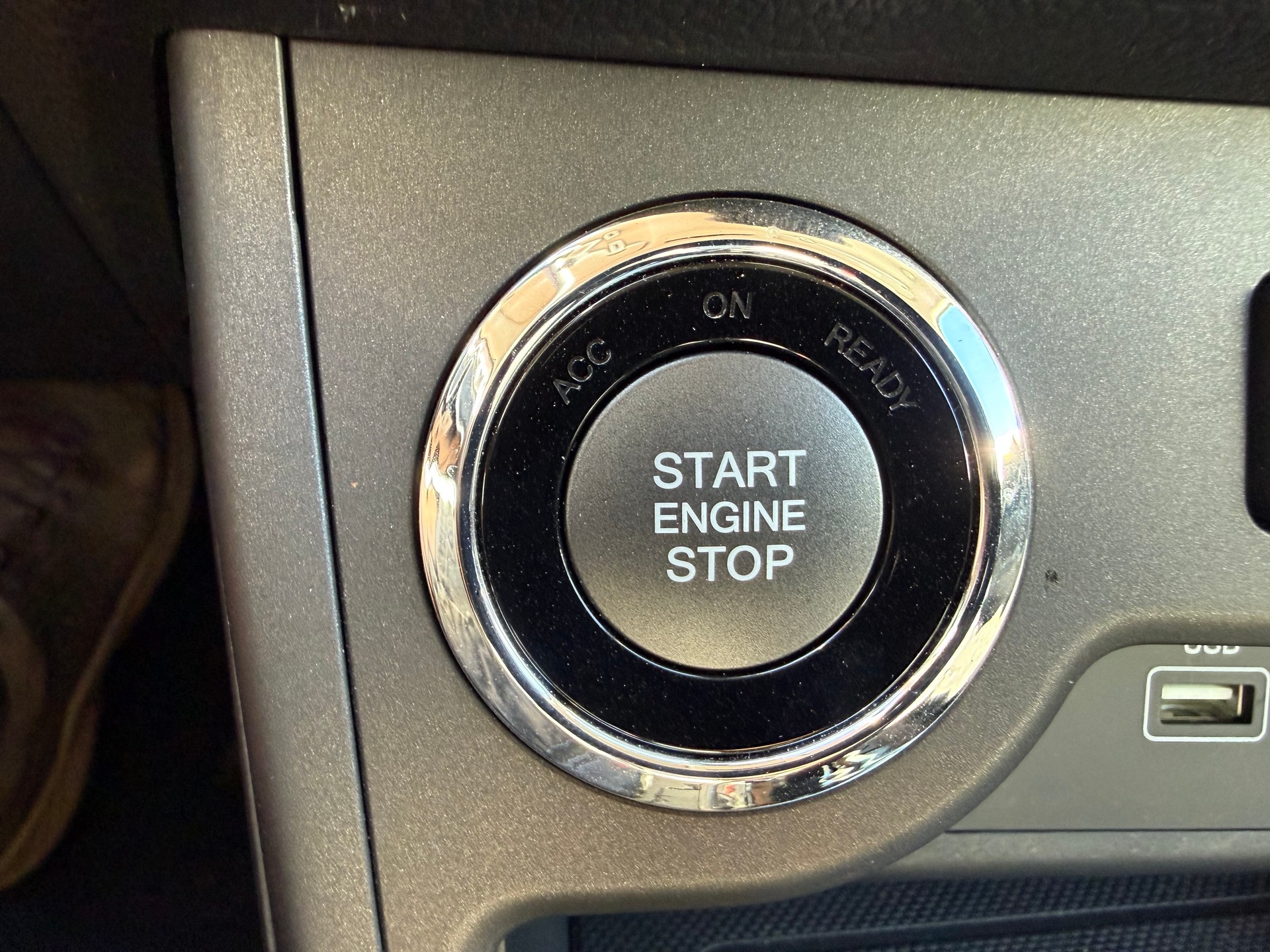 KGM-SsangYong Korando eMotion Titanium-image-15