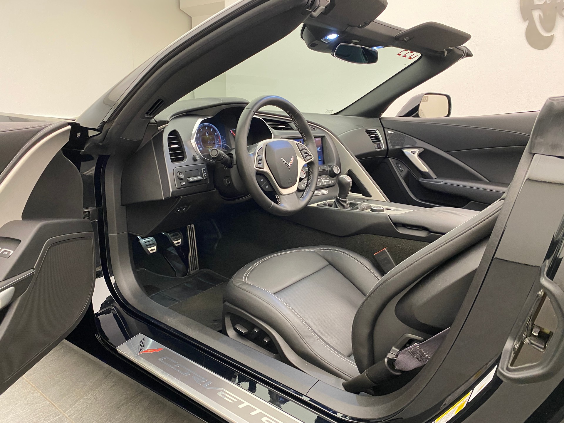 CHEVROLET Corvette C7 2LT Convertible-image-12