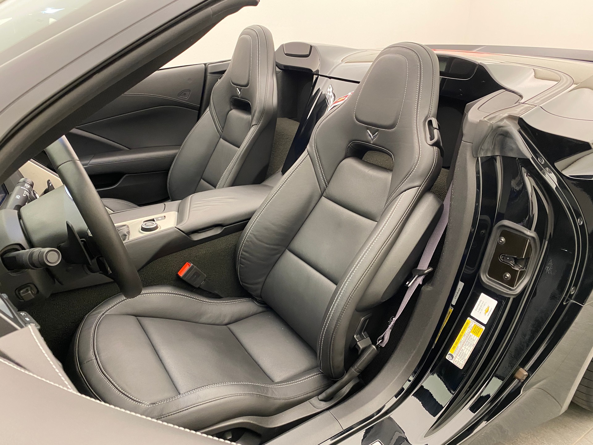 CHEVROLET Corvette C7 2LT Convertible-image-11