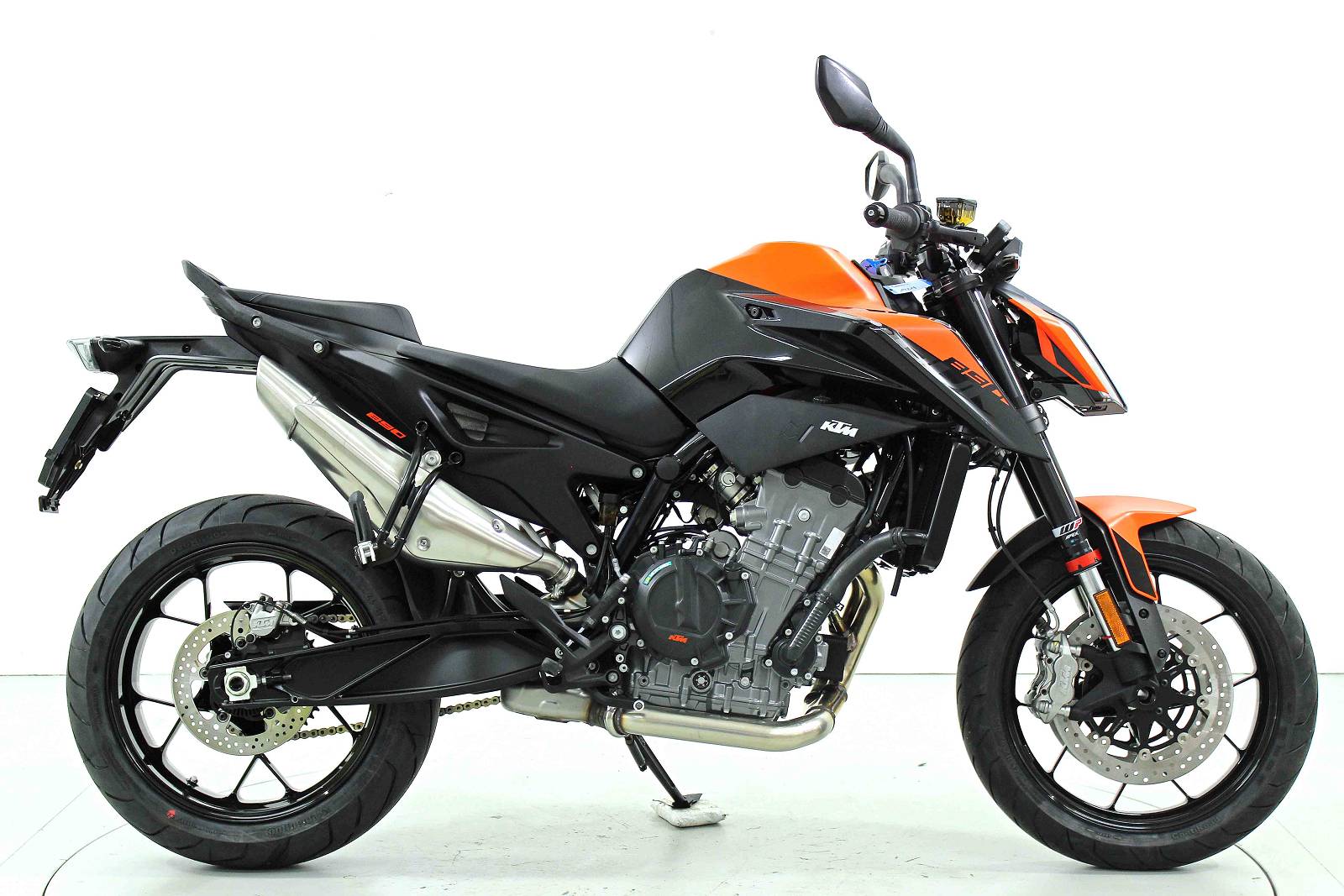 KTM 890 Duke ABS-image-3