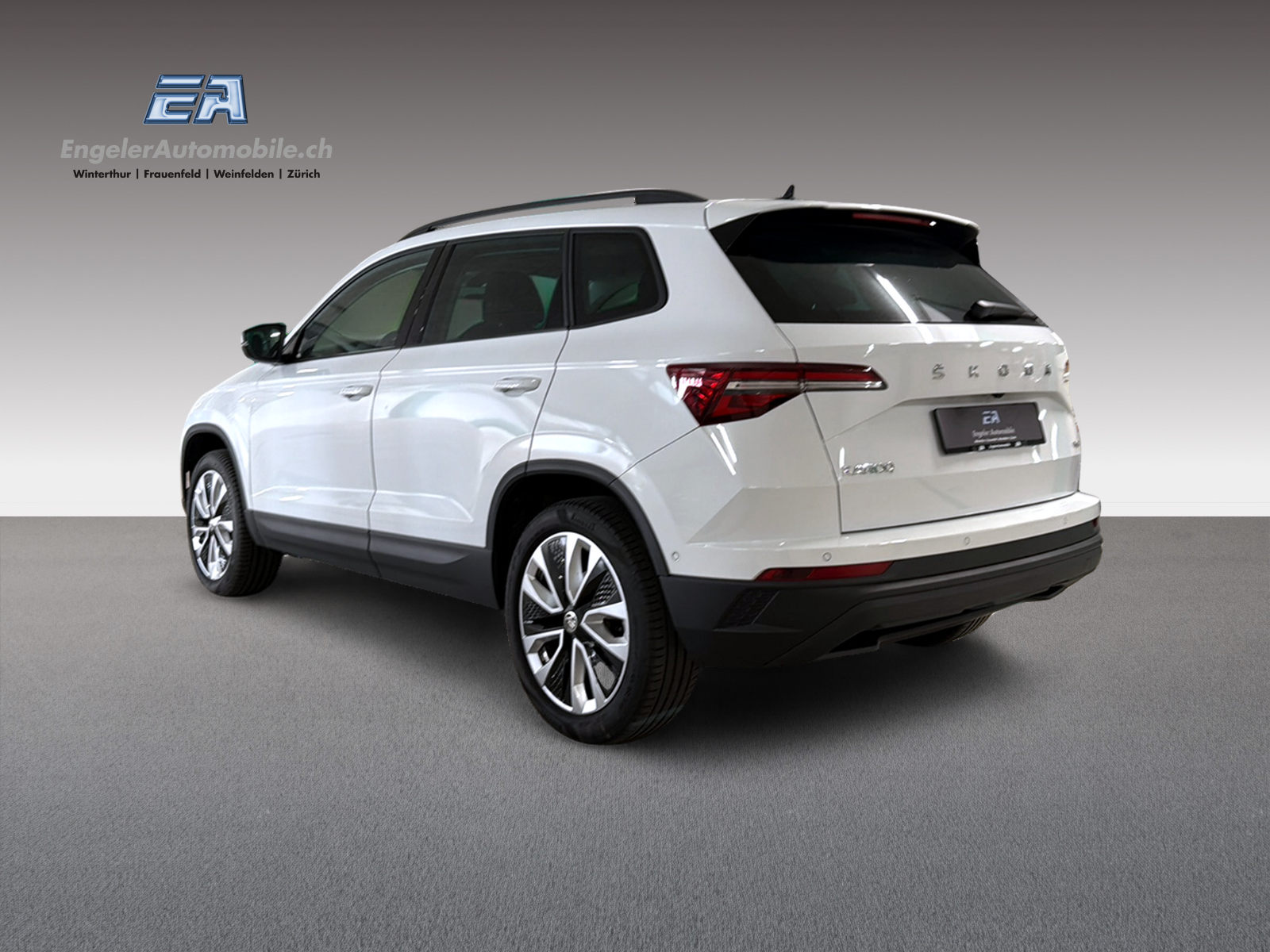 SKODA Karoq 2.0 TDI Style 4x4 DSG-showroom-element-3