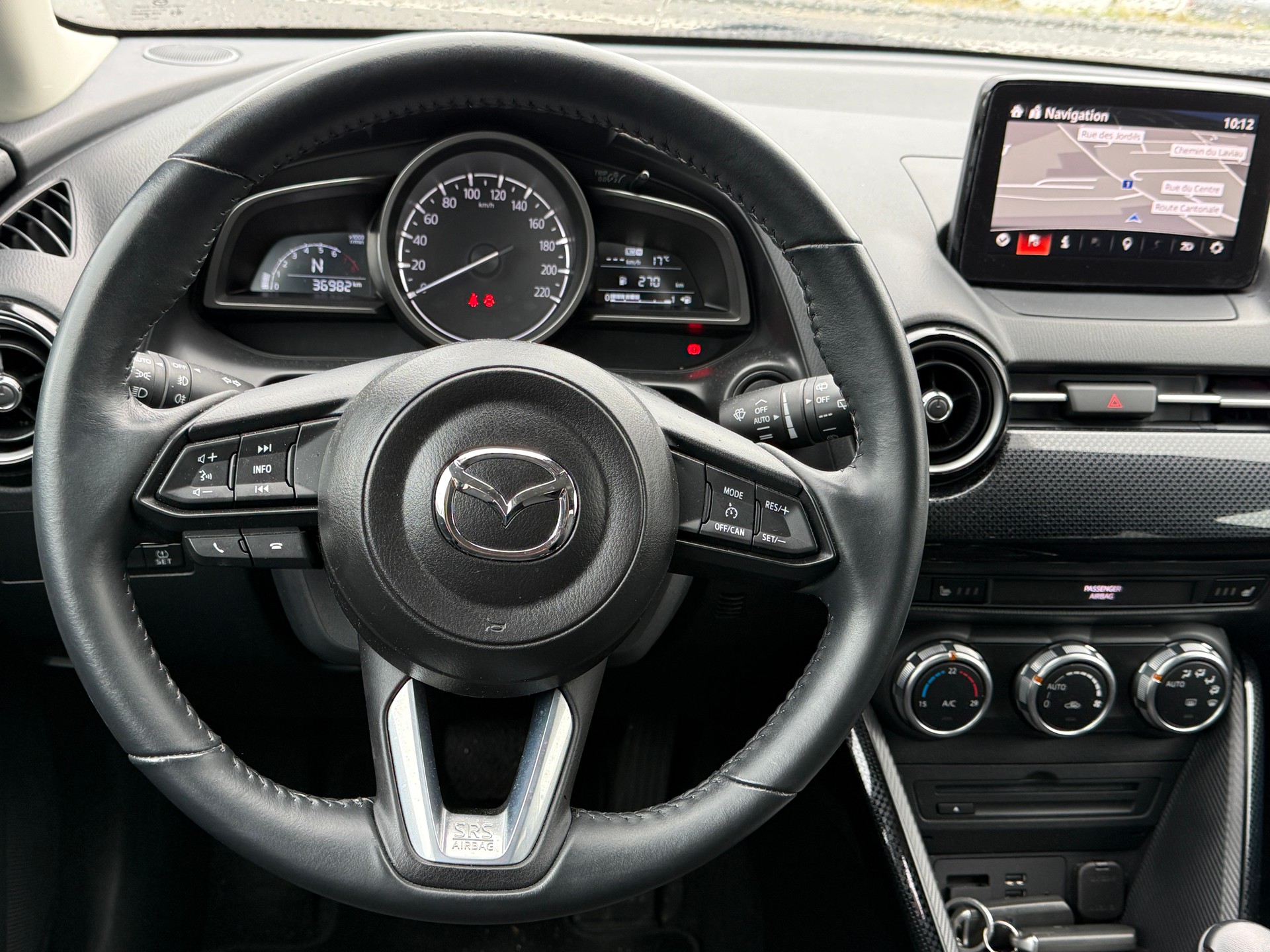MAZDA 2 SKYACTIV-G 90 Ambition Plus Automat - Rabais des Taxes des Plaques annuelles 60% = 134,05 annuel-image-15