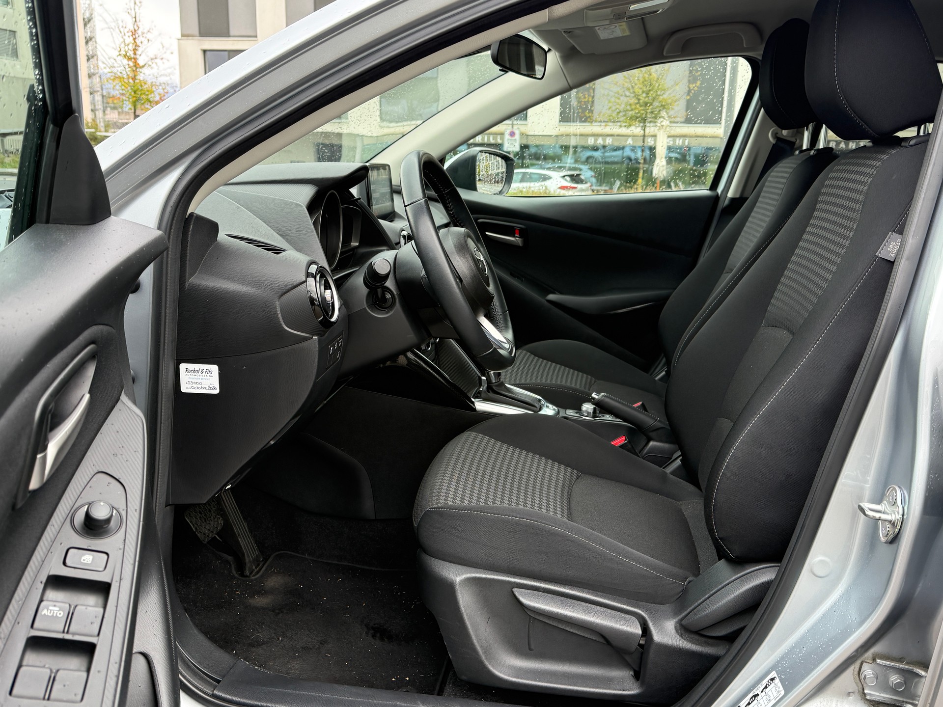 MAZDA 2 SKYACTIV-G 90 Ambition Plus Automat - Rabais des Taxes des Plaques annuelles 60% = 134,05 annuel-image-14