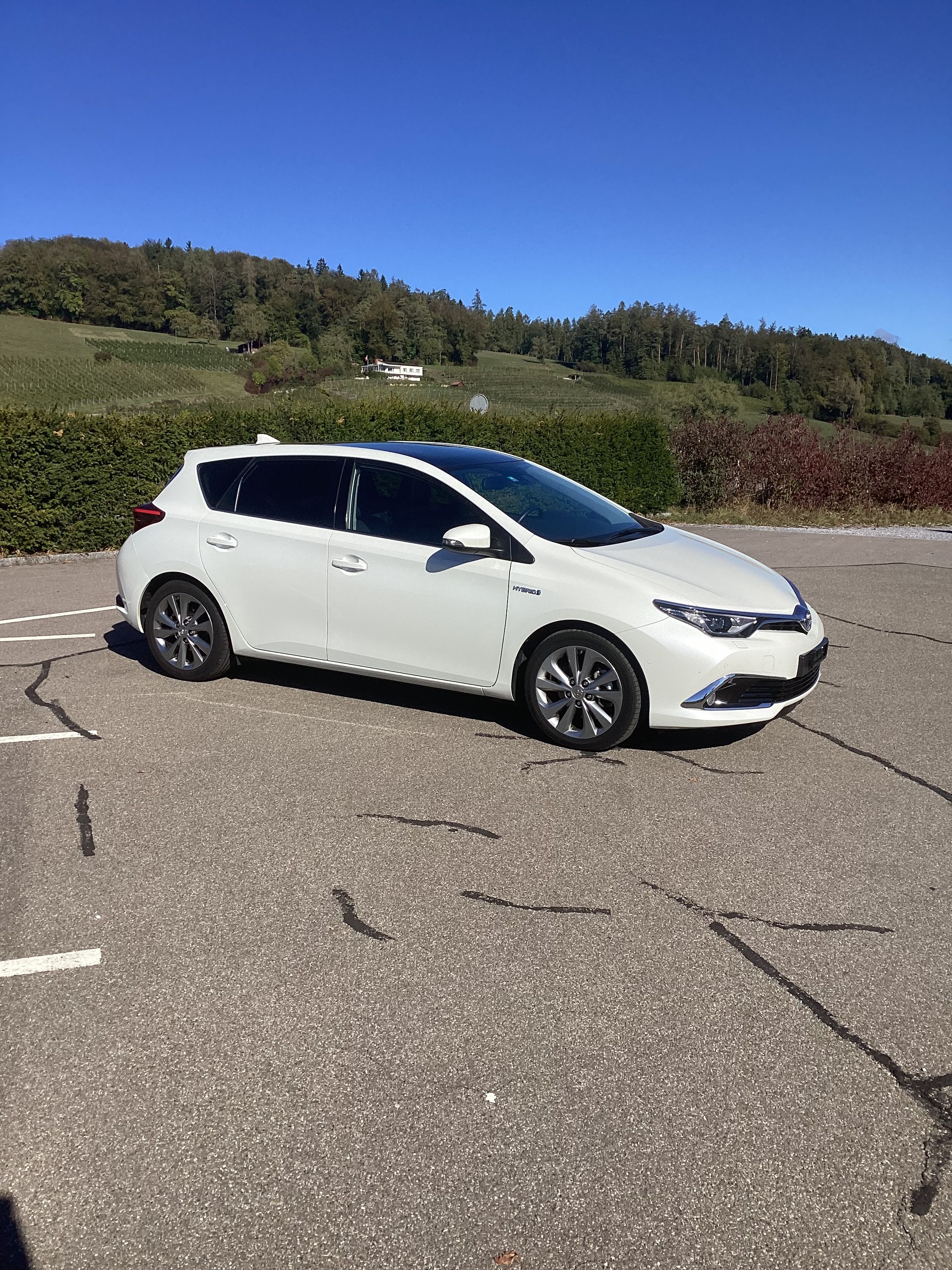 TOYOTA 1.8 HSD Sol