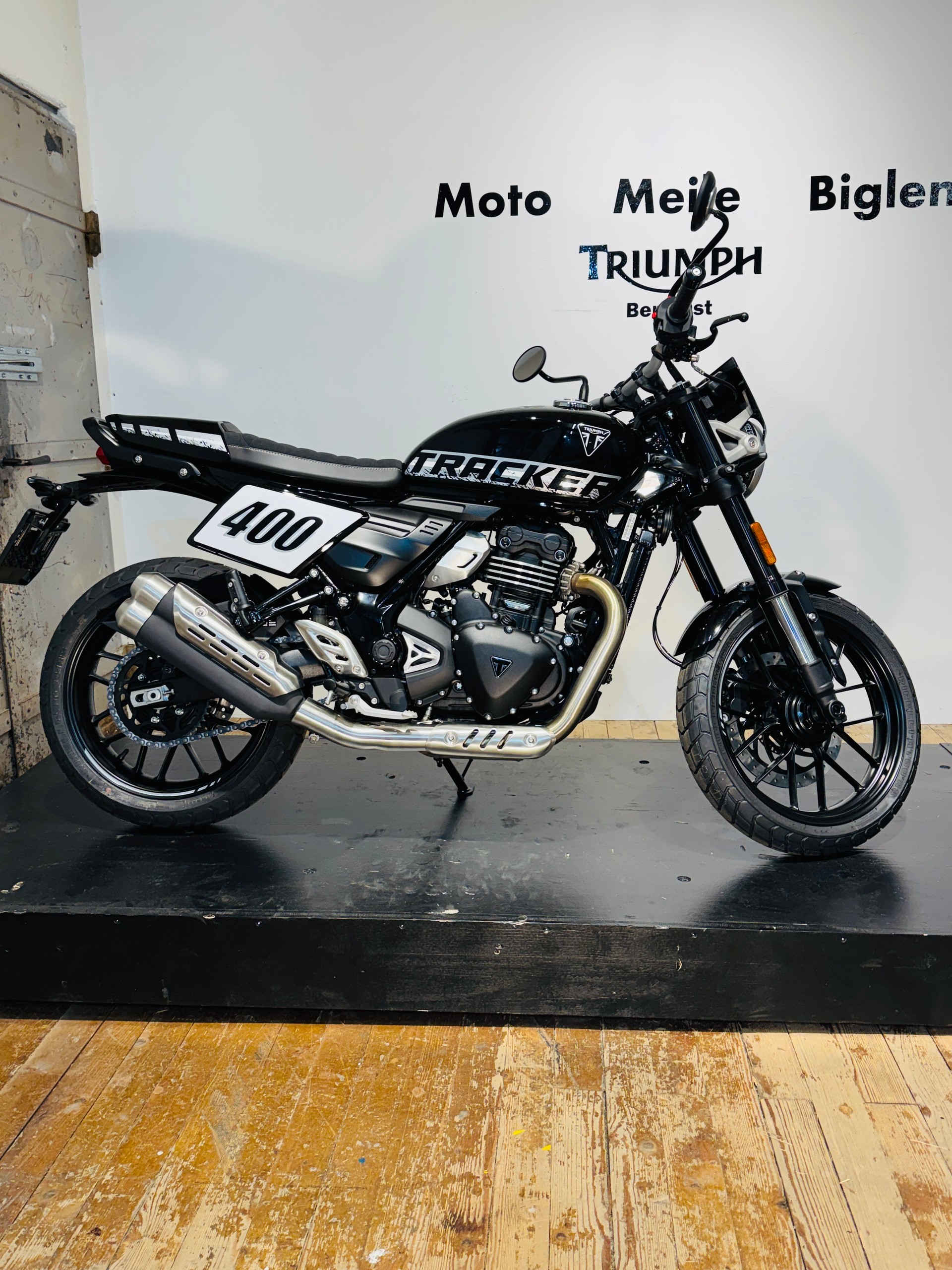 TRIUMPH Tracker 400-image-2