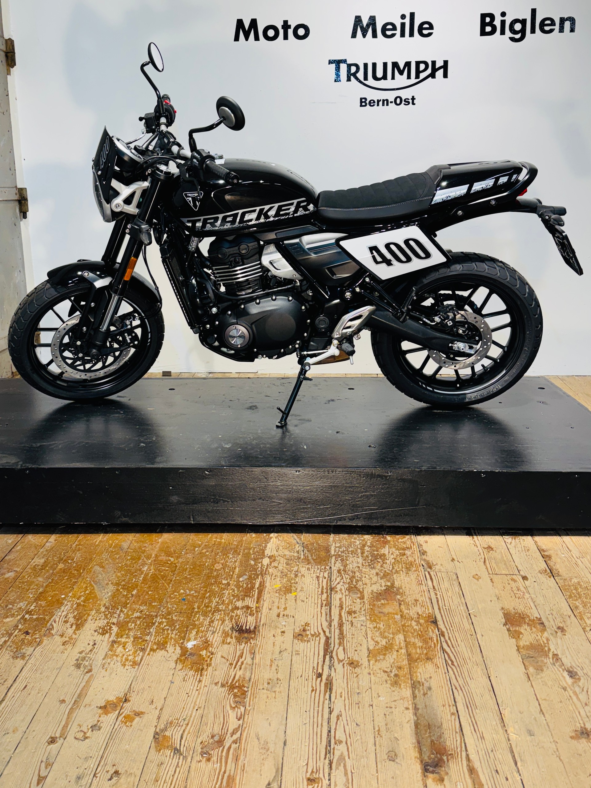 TRIUMPH Tracker 400-image-5