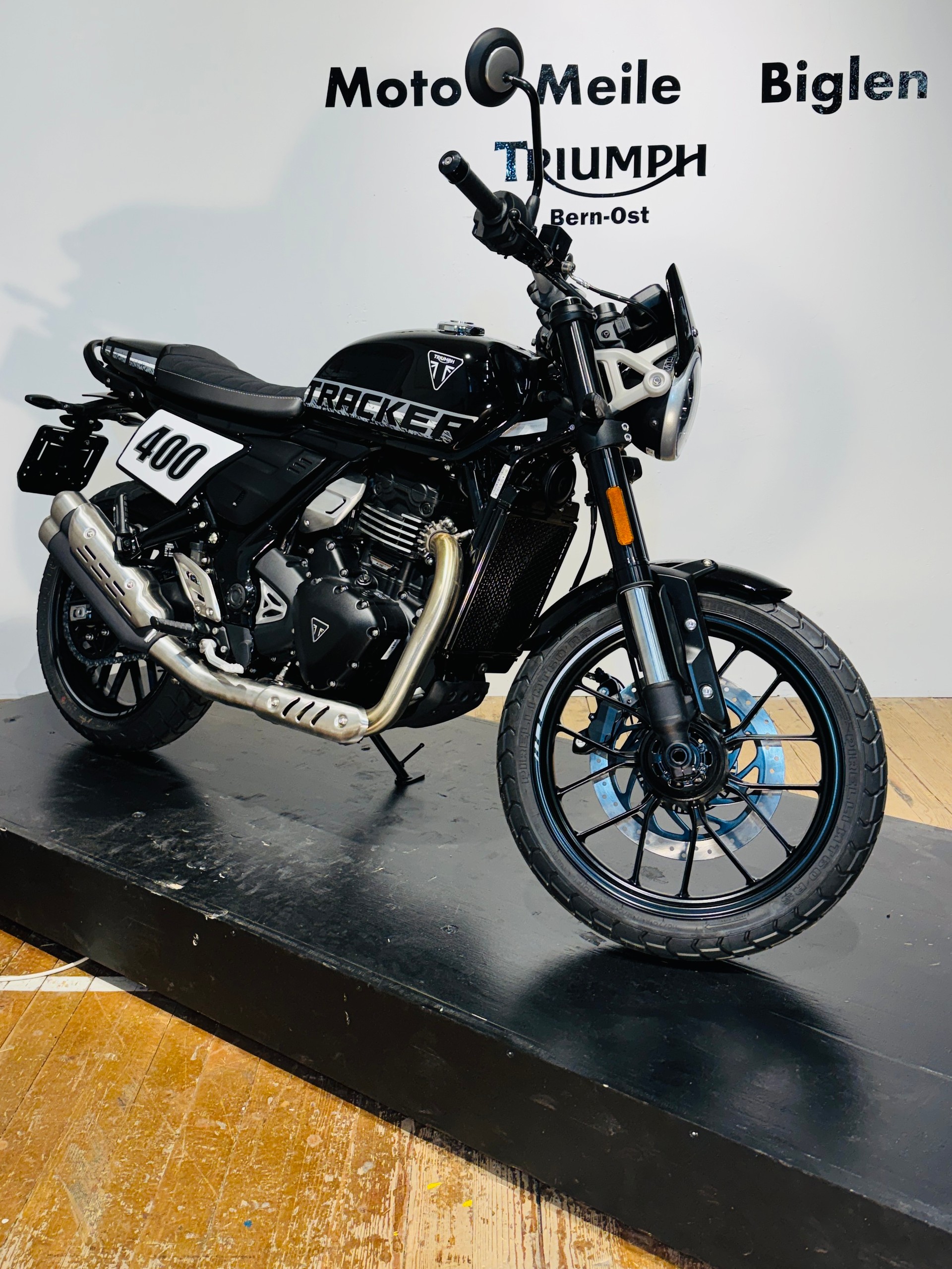 TRIUMPH Tracker 400-image-1
