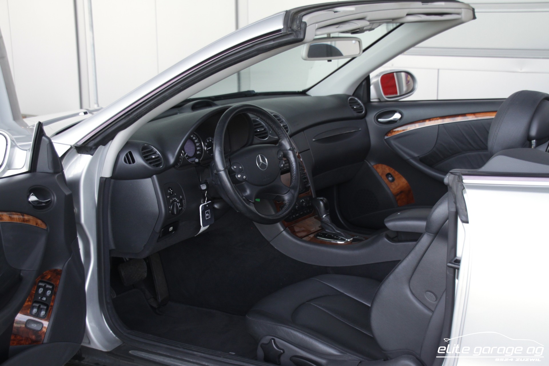 MERCEDES-BENZ CLK 240 Elégance-image-13