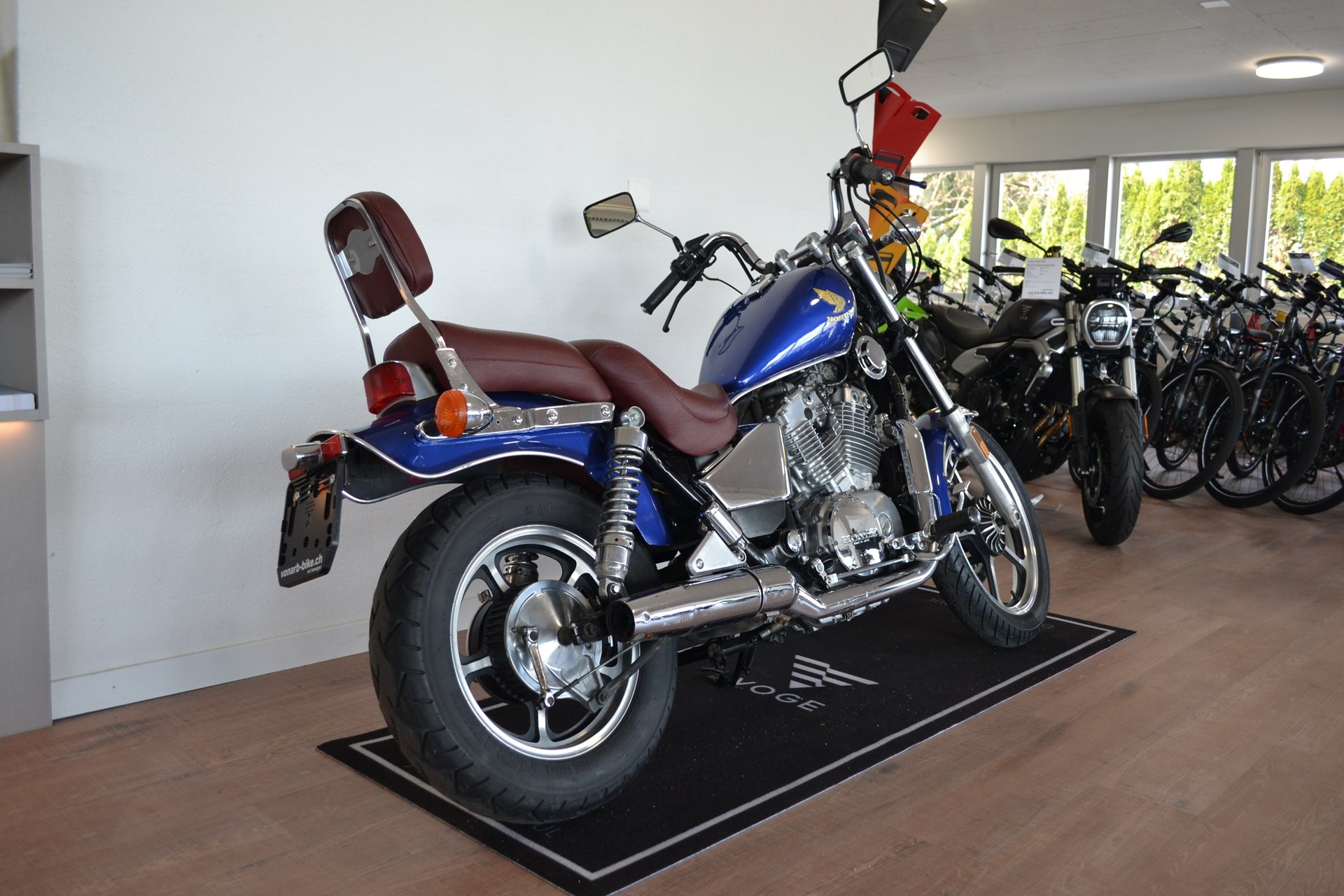 HONDA HONDA VT700 EGLI-image-1